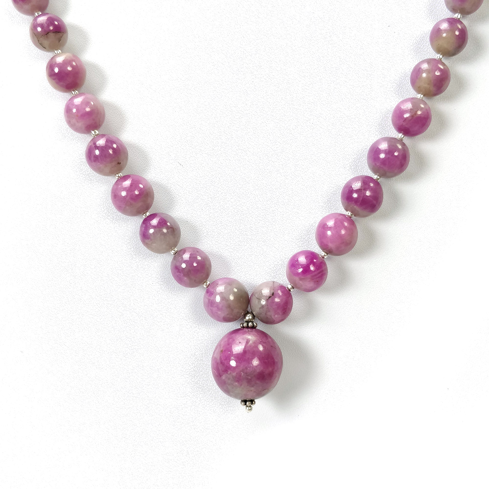 Natural Untreated Bi-Color Zoisite Ruby Gemstone Necklace - 341.95cts with 925 Sterling Silver (7.5mm, 17mm, 19mm) | Elegant Jewelry for Women, Perfect for Weddings, Parties & Special Occasions