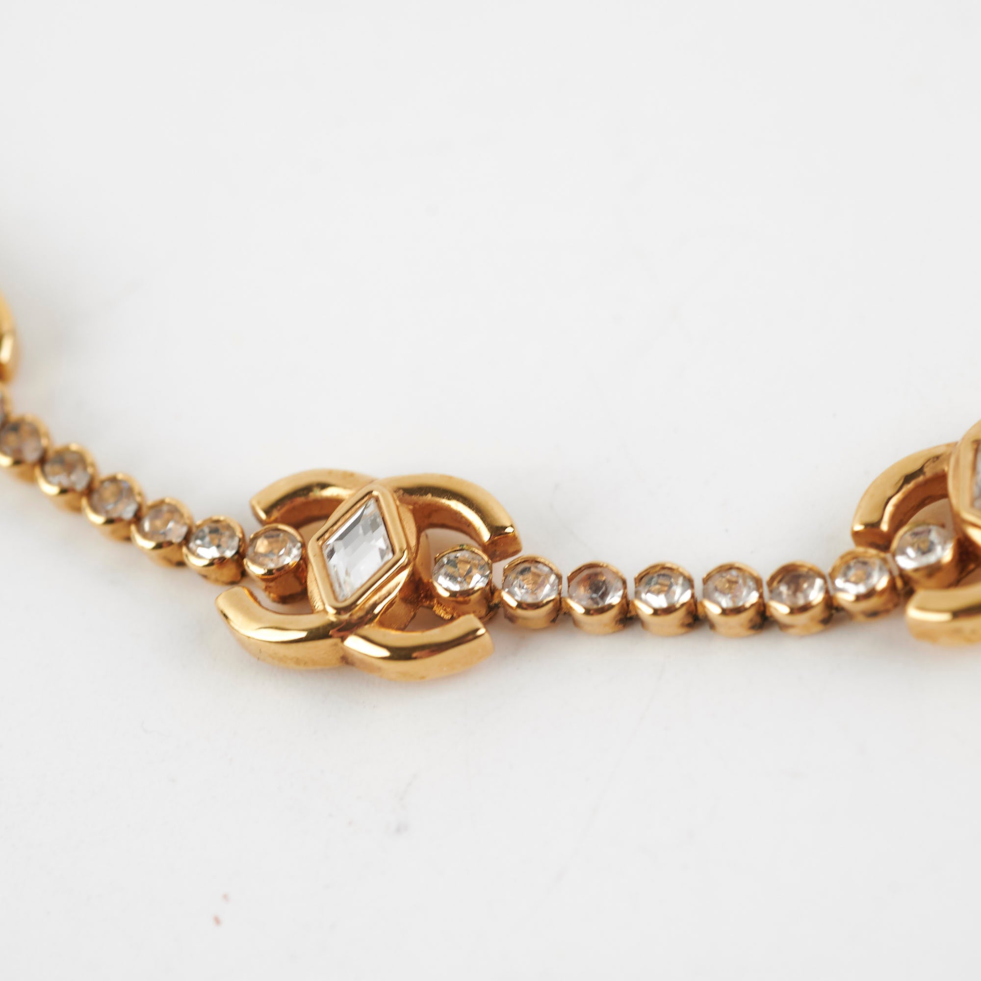 Chanel-Inspired Gold Gem Logo Choker Necklace - Elegant Costume Jewelry for Women - Perfect for Parties, Weddings & Special Occasions