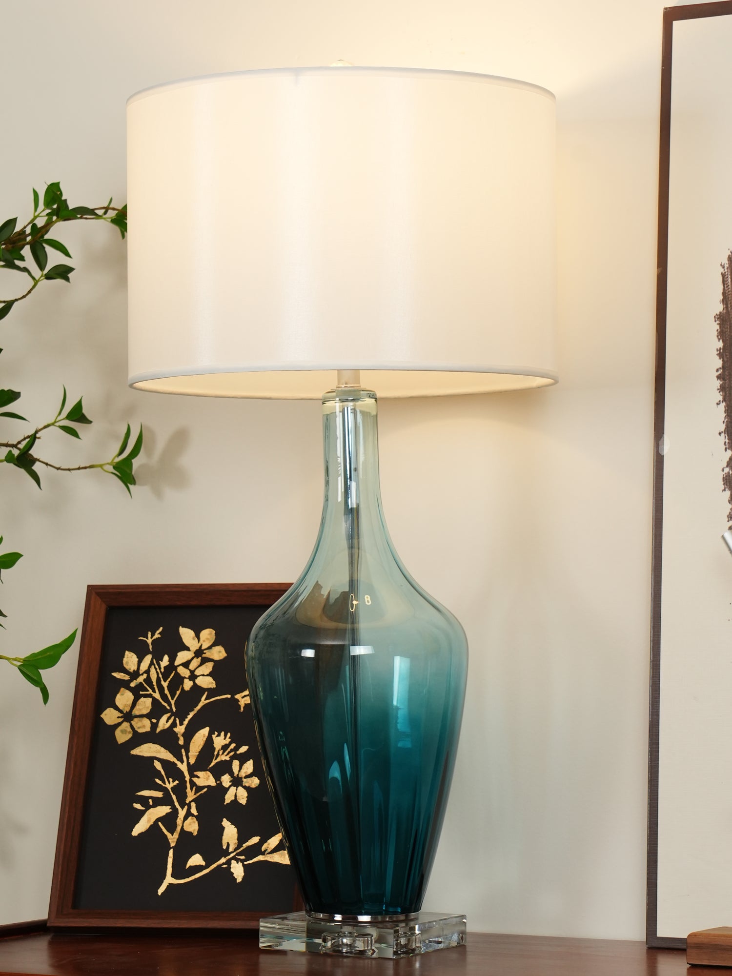 Hagano Modern Table Lamp - Adjustable LED Desk Light for Home Office, Bedroom & Living Room - Perfect for Reading, Working & Decor
