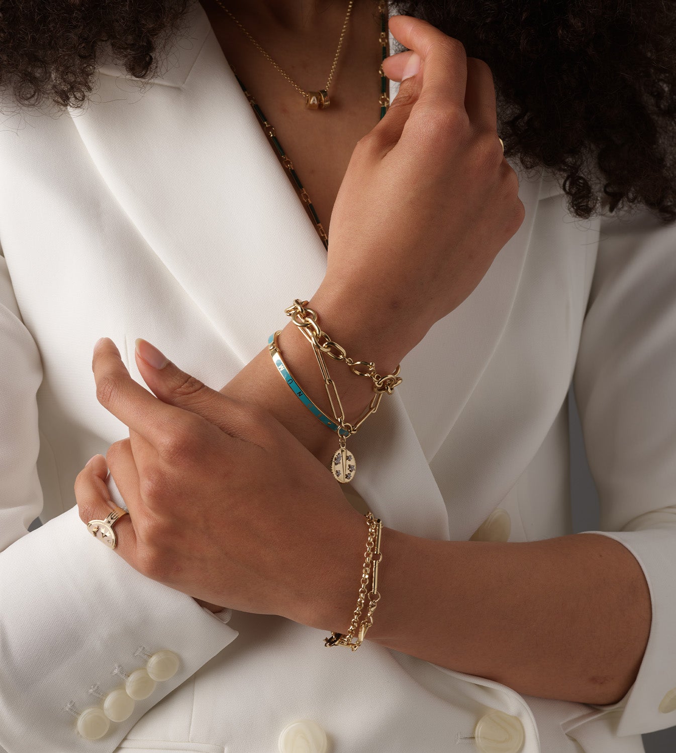 Resilience Extended Clip Chain Bracelet - Adjustable Fashion Jewelry for Women, Trendy Layering Bracelet for Daily Wear & Special Occasions
