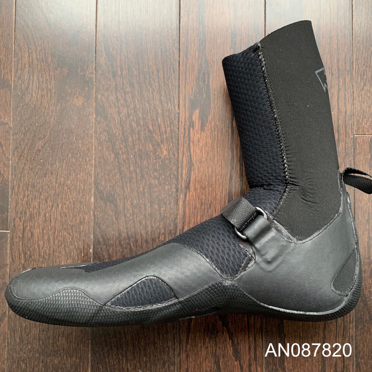 XCEL Infiniti 8mm Round Toe Booties - Comfortable & Durable Women's Winter Boots for Snow, Ice & Cold Weather Protection