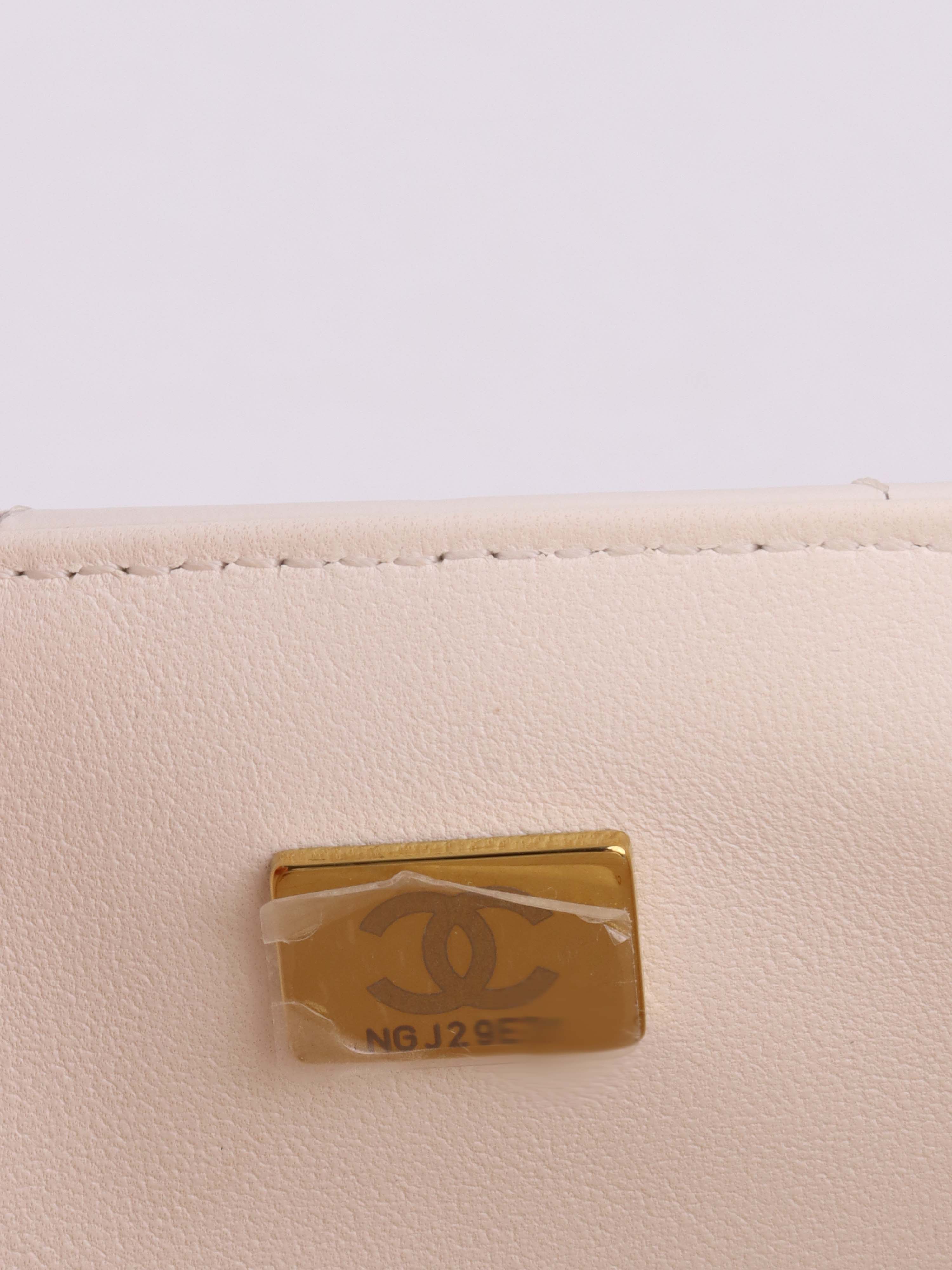Chanel Small White Chevron 2.55 Classic Flap Bag - Luxury Designer Handbag for Women, Perfect for Everyday Use & Special Occasions