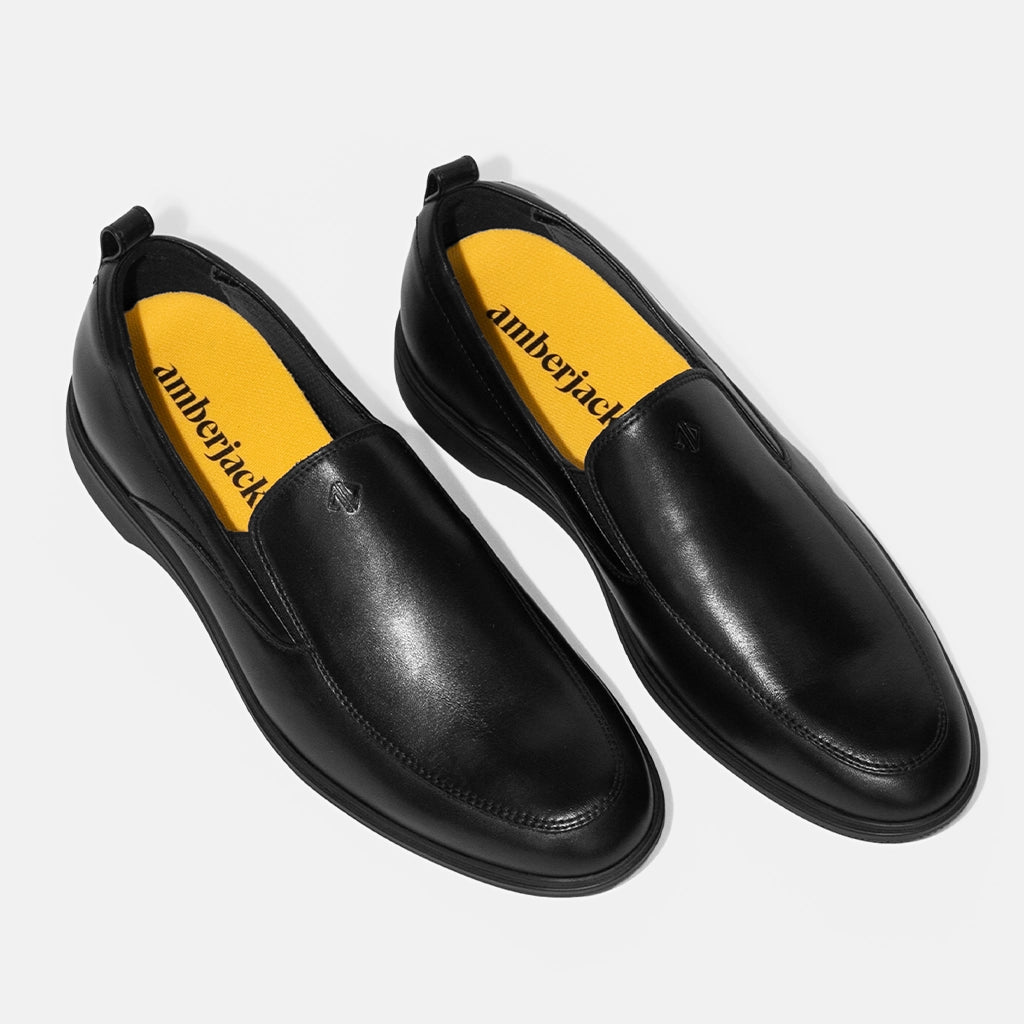**Slip-On Sneakers for Men & Women - Obsidian Black Casual Shoes - Comfortable & Lightweight for Walking, Travel & Everyday Wear**