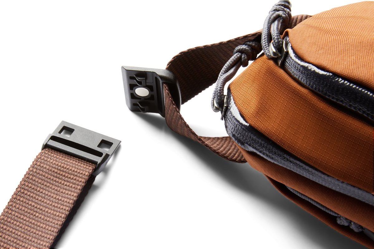 Bellroy Venture Ready Sling 2.5L Crossbody Bag - Lightweight & Water-Resistant Travel Pack for Men & Women - Perfect for Hiking, Commuting & Everyday Carry