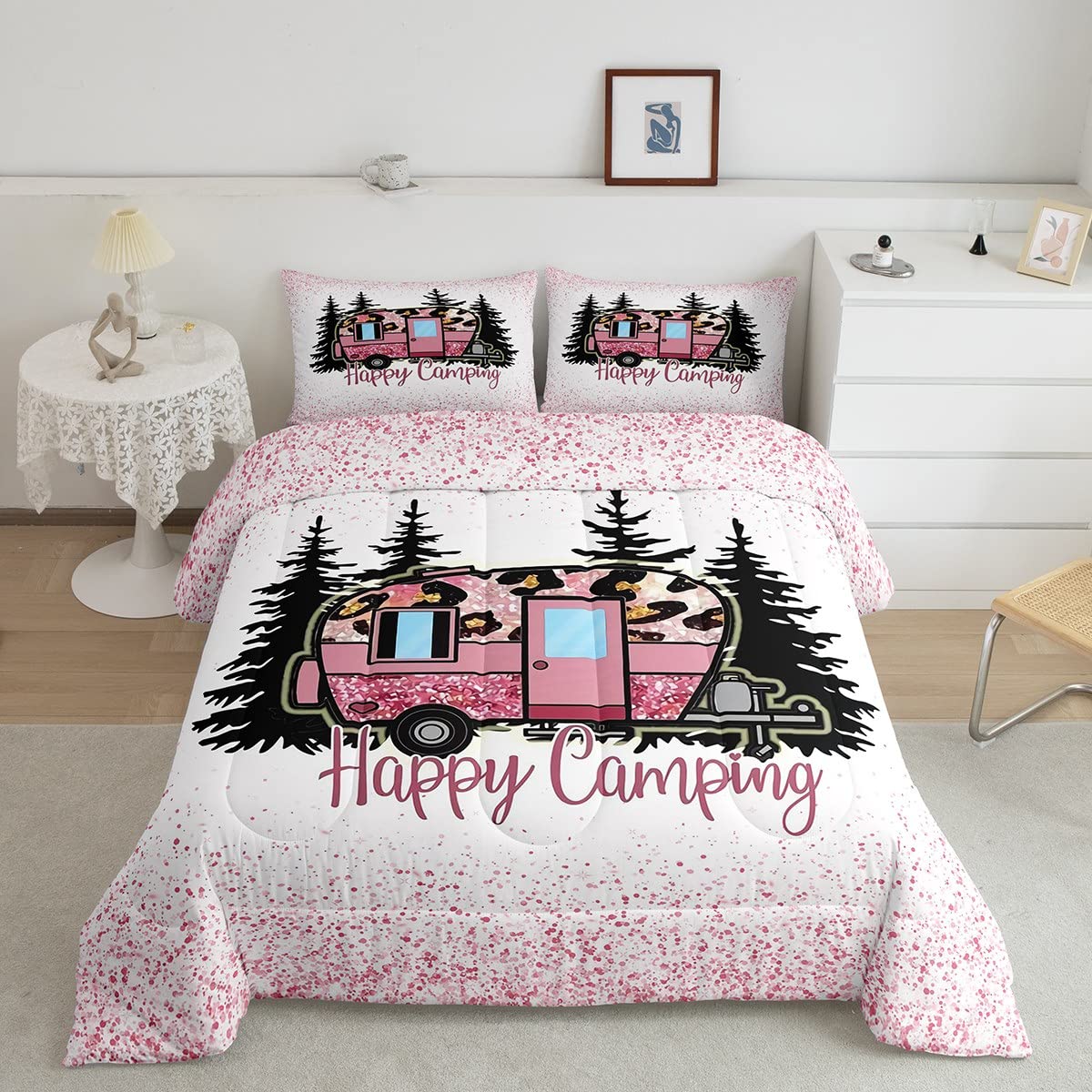 Happy Camping Comforter Set Twin Size - Cartoon Camper Car Design, Farmhouse Nature Theme, Down Alternative Duvet Quilt with 1 Pillowcase (Pink & White) - Perfect for Kids' Bedroom, RV Camping & Cozy Cabin Decor