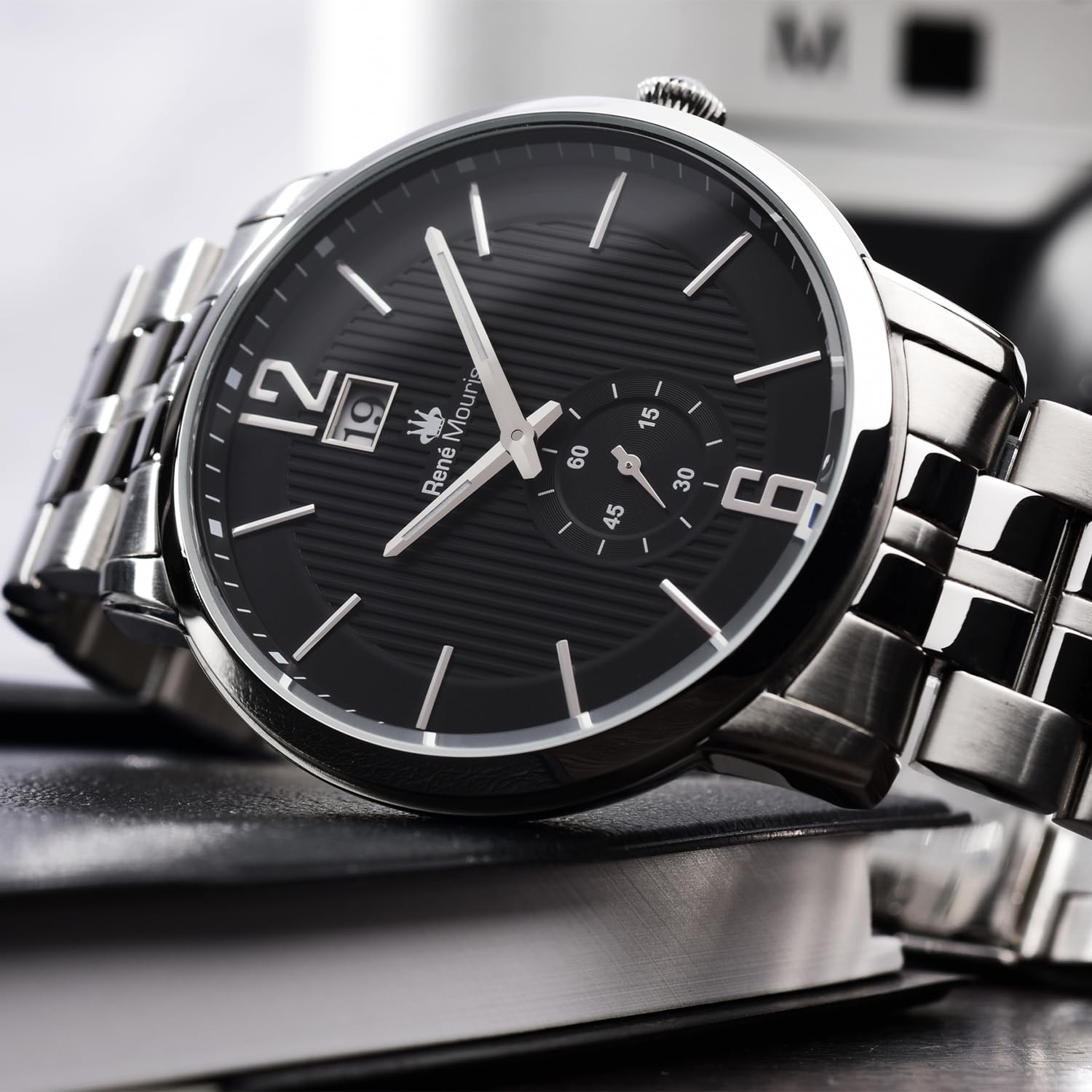 Premium Men's Executive Quartz Watch - 44MM 316L Stainless Steel Case with Sapphire Coated Crystal - Waterproof to 50M - Luxury Business & Dress Watch for Professional Men - Perfect for Office, Meetings & Formal Events
