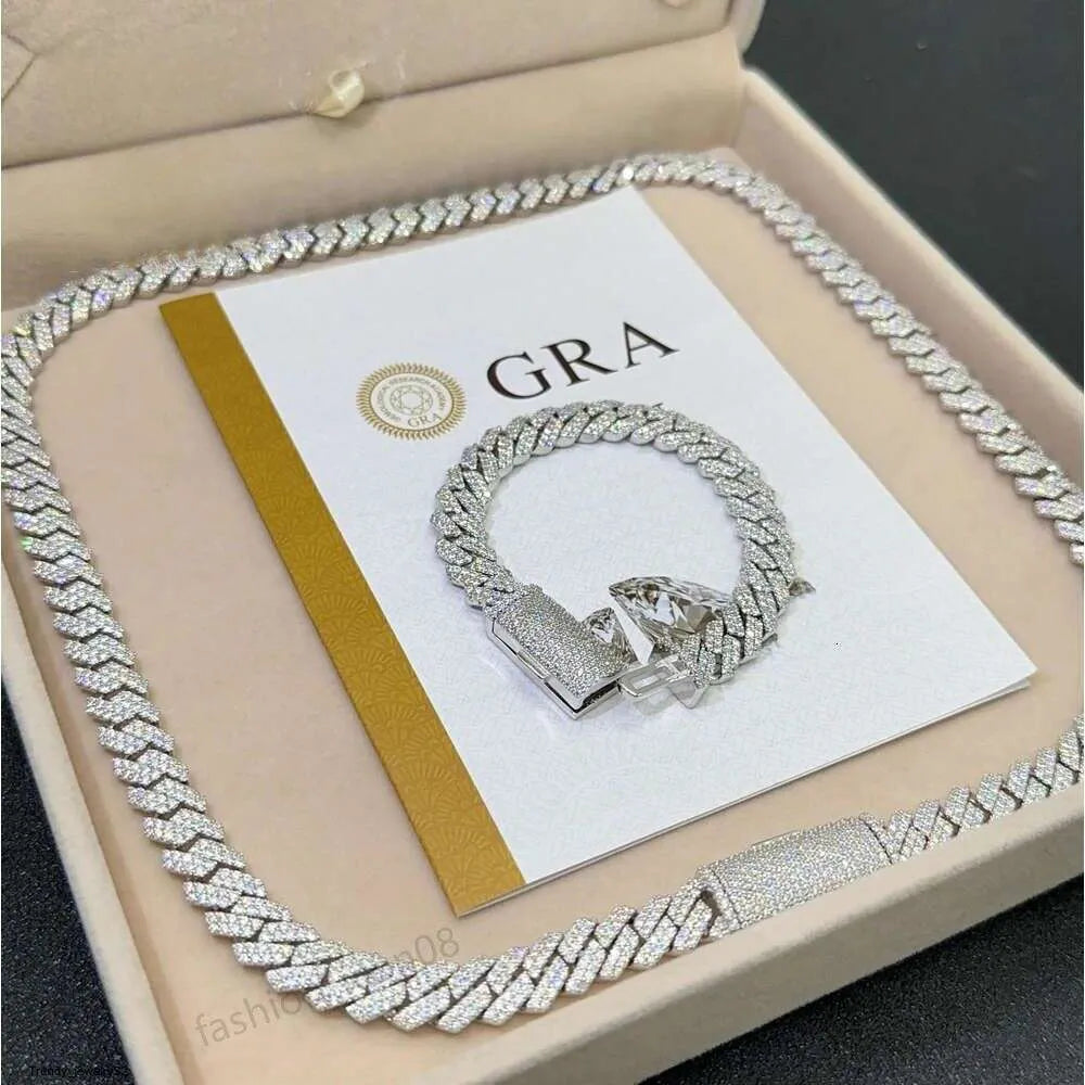 18K Gold Moissanite Cuban Link Necklace for Men & Women - Iced Out Hip Hop Jewelry - Perfect for Parties, Gifts & Everyday Luxury