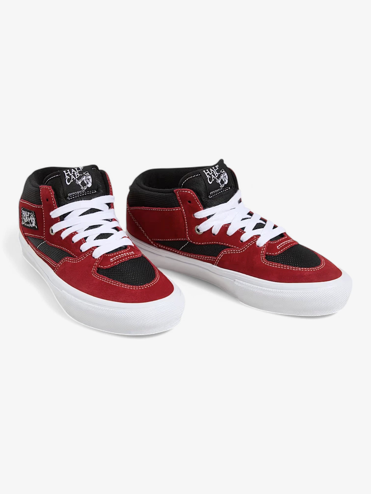 Vans Skate Half Cab Sneakers - Red & Black Skate Shoes for Men & Women | Perfect for Skateboarding, Streetwear & Casual Outfits