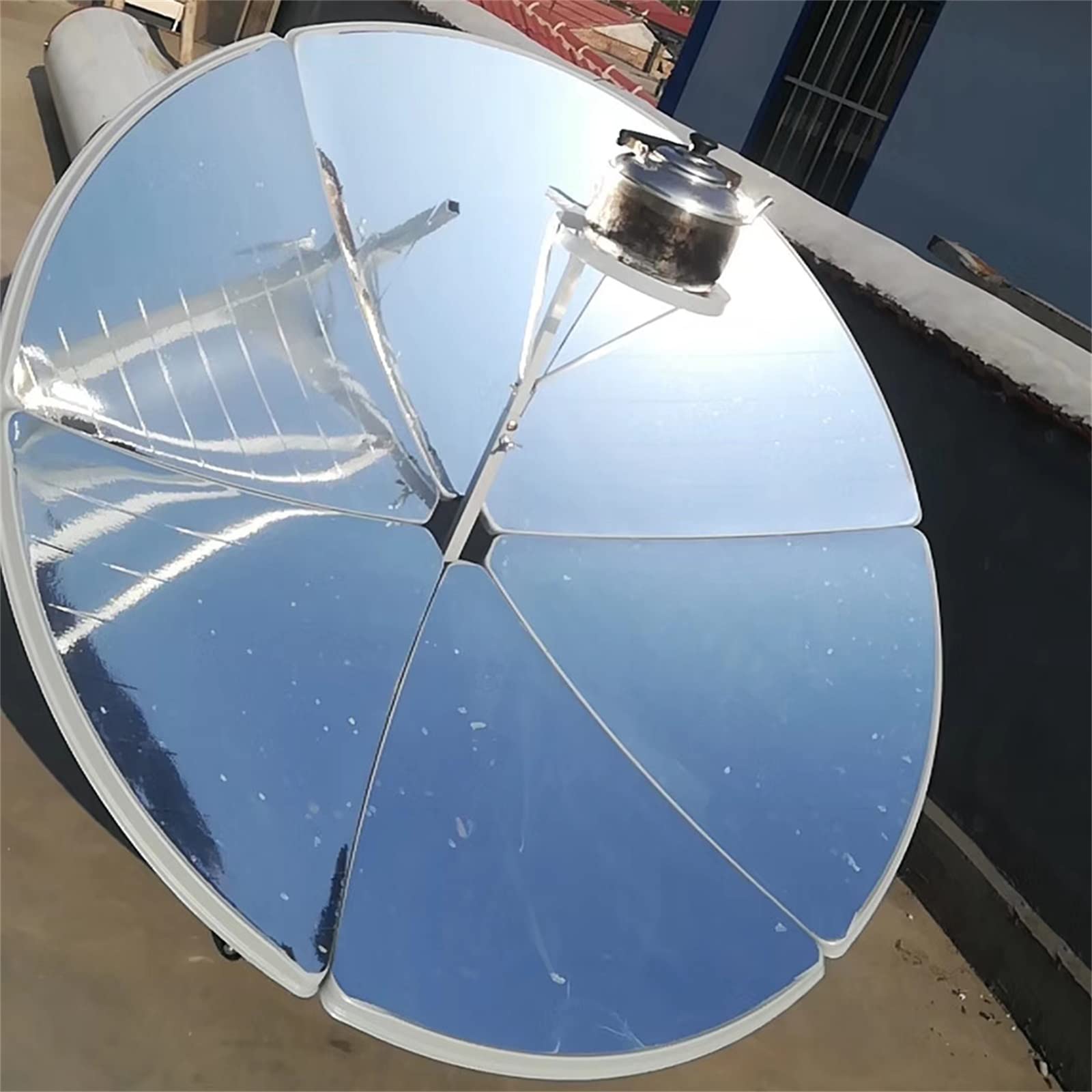 TBVECHI Portable Solar Oven with 59-Inch Diameter - High Temperature Solar Cooker (700-1000°C) for Outdoor Camping, BBQ, and Emergency Cooking - 1800W Solar Oven for Eco-Friendly Meals in Backyard, Picnics & Off-Grid Living