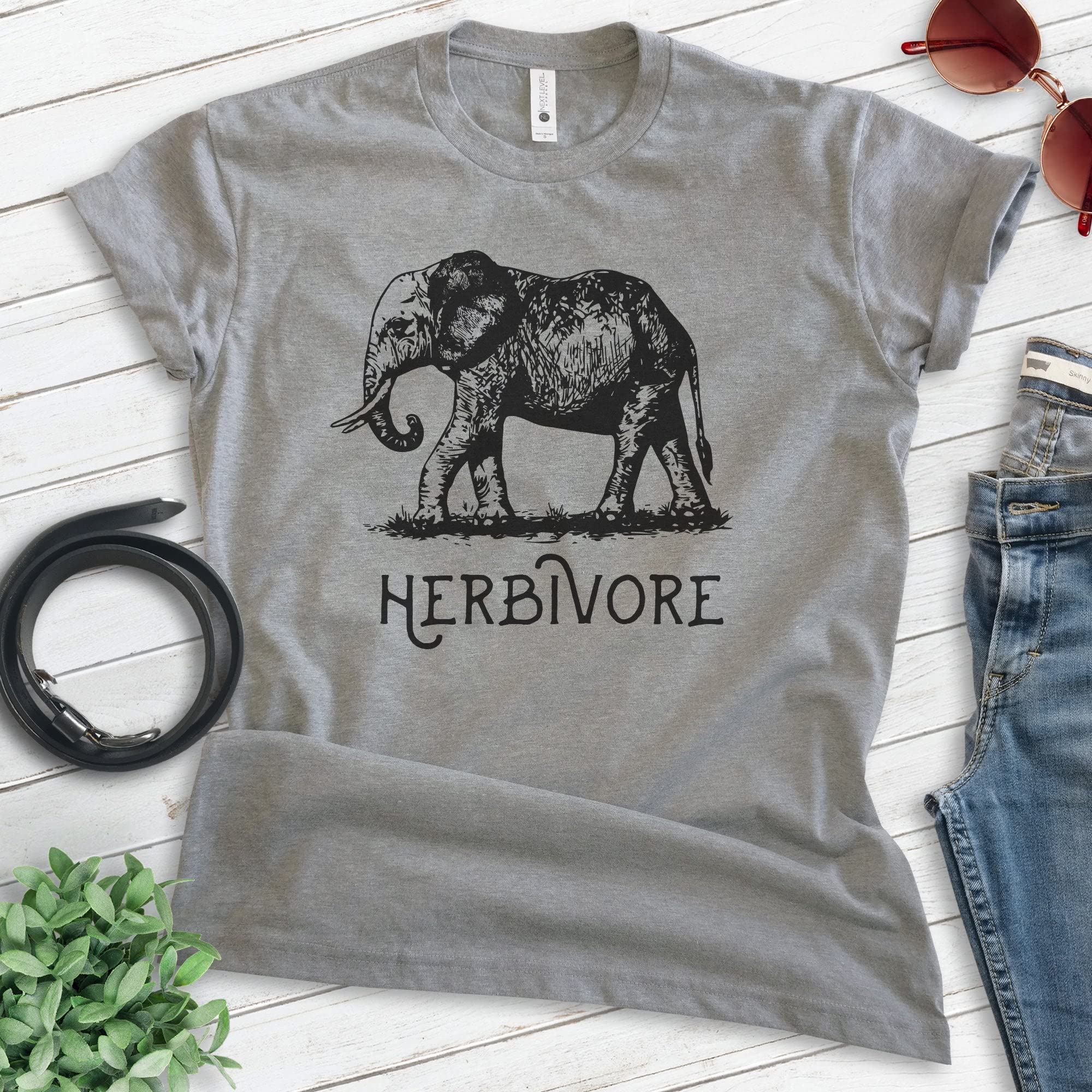 EVERTREE CLOTHING Herbivore Elephant Graphic T-Shirt - Unisex Vegan Animal Rights Tee for Men & Women - Perfect for Animal Lovers, Veganism Supporters and Eco-Friendly Fashion