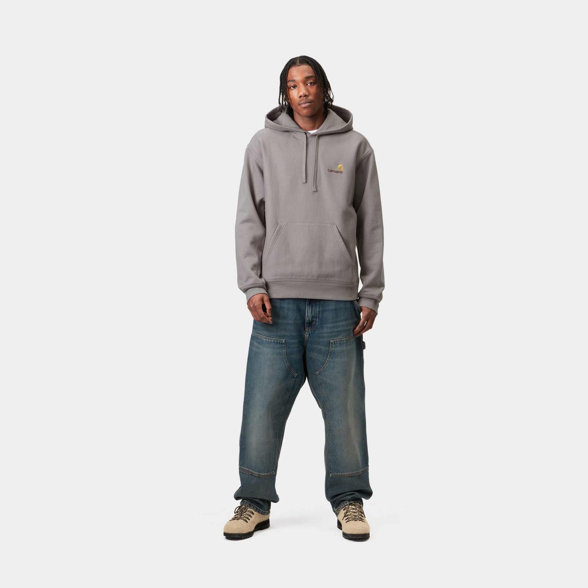 Yosemite Hooded Sweatshirt with American Script - Cozy Pullover for Outdoor Adventures & Casual Wear