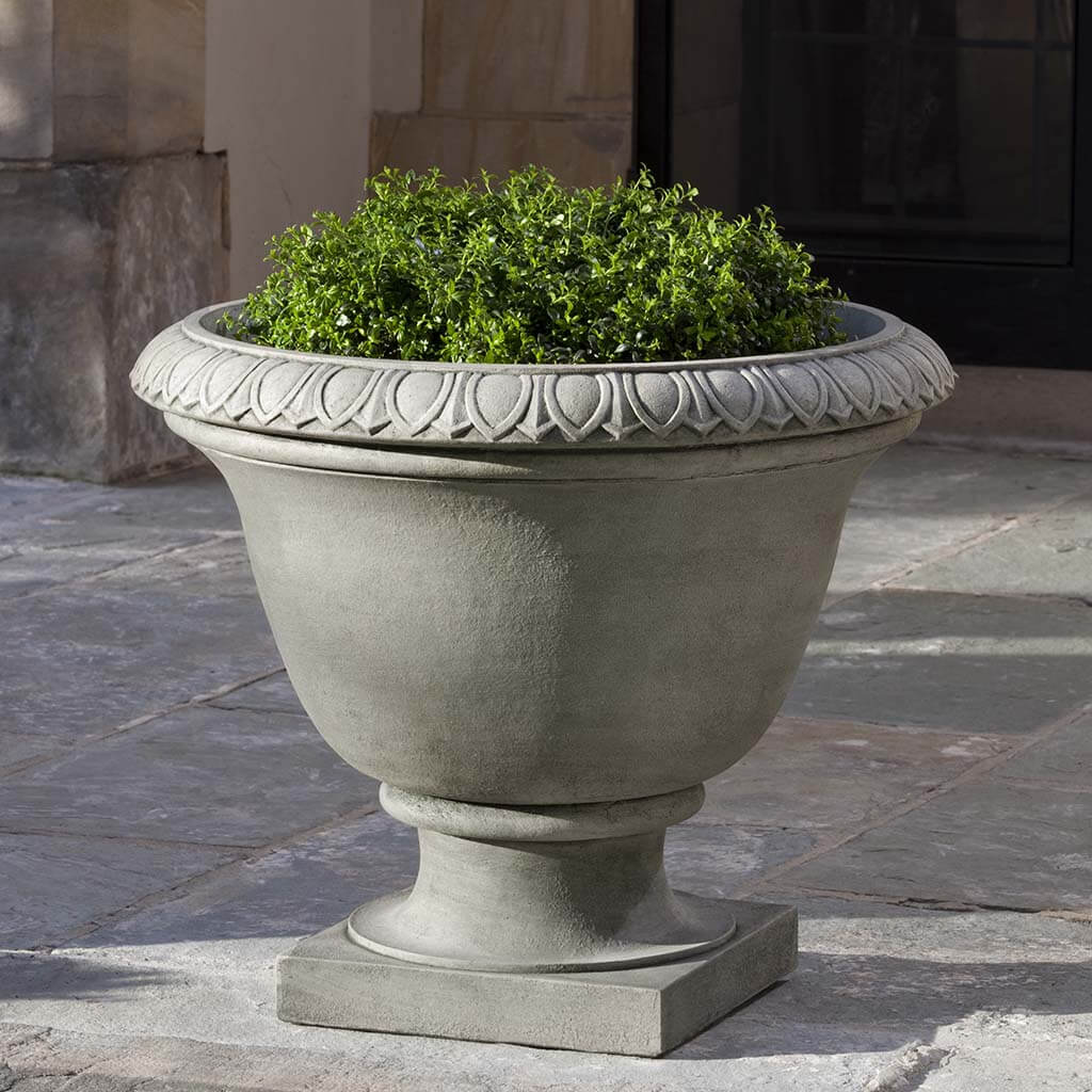 Campania International Easton Urn - Classic Outdoor Garden Urn Planter for Flowers, Plants & Décor - Perfect for Patio, Porch, and Landscape Decorations