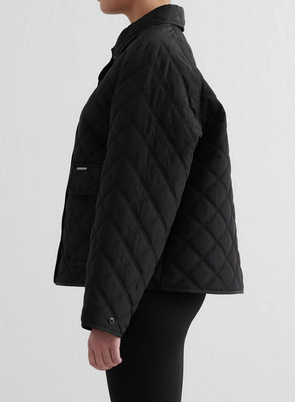Black Quilted Women's Jacket - Stylish Winter Coat for Casual Outings & Outdoor Activities
