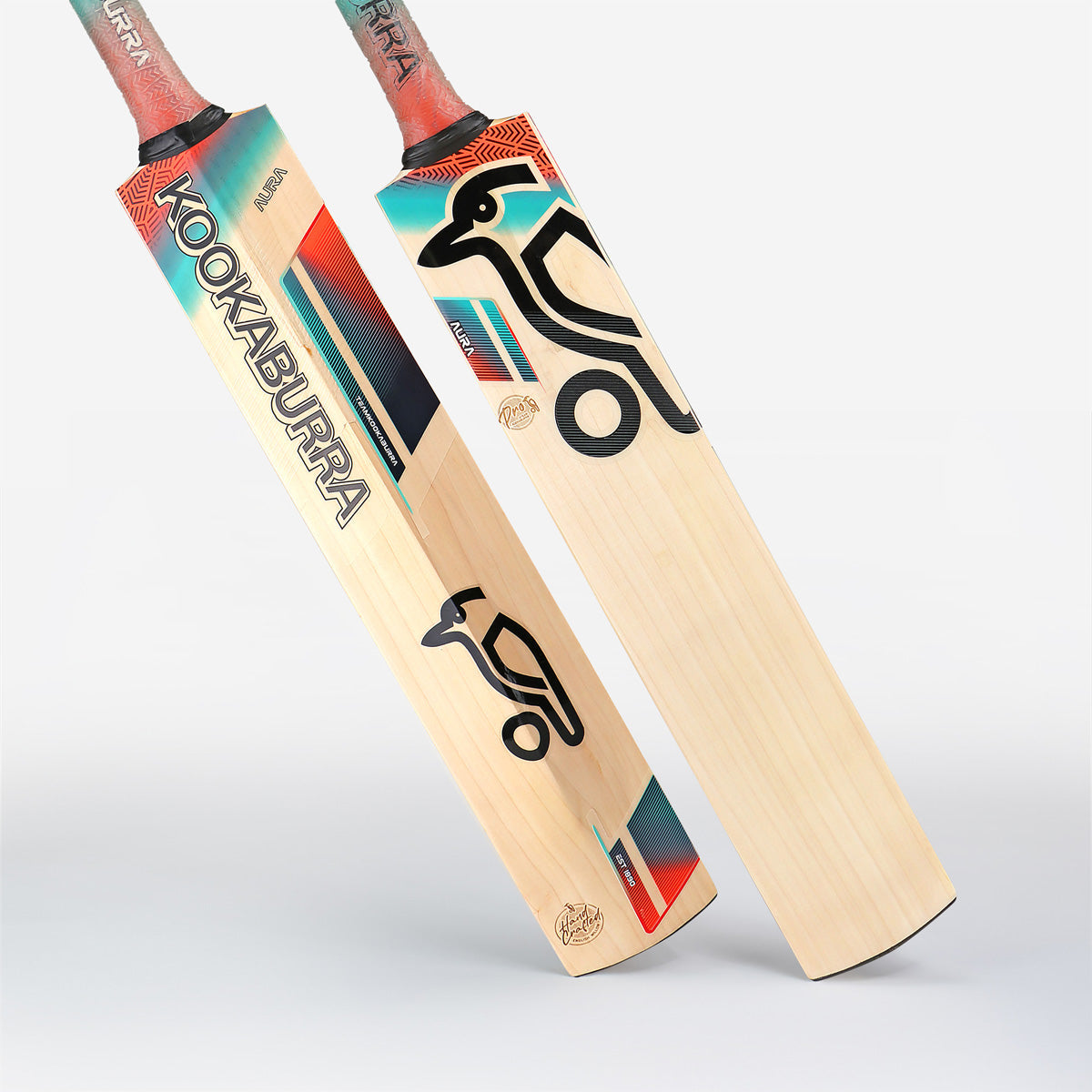 Kookaburra Aura Pro Junior Cricket Bat 2025 - Lightweight & Durable for Youth Cricket Training & Matches