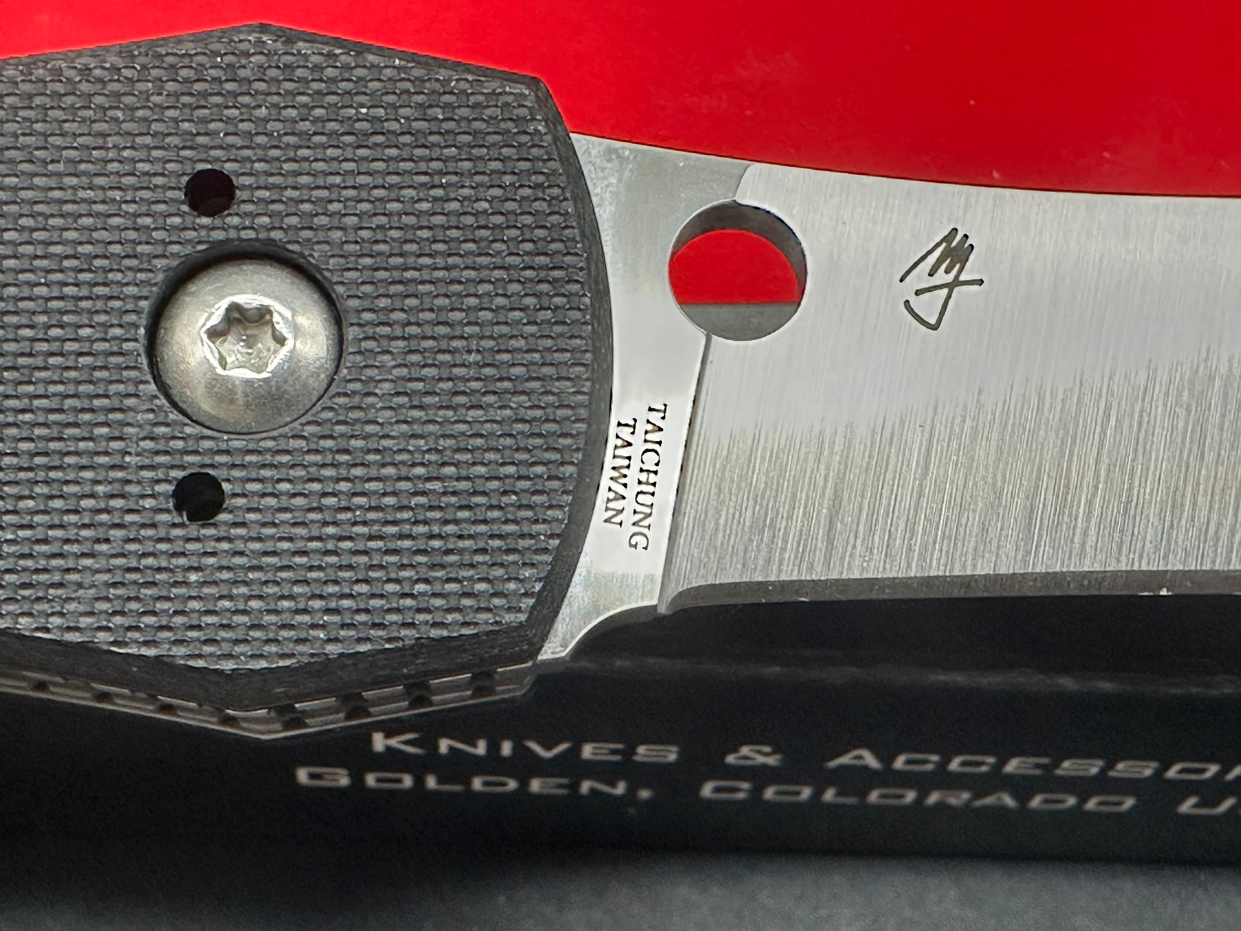 Spyderco Janisong Folding Knife - High-Quality EDC Pocket Knife for Outdoor, Camping & Everyday Use