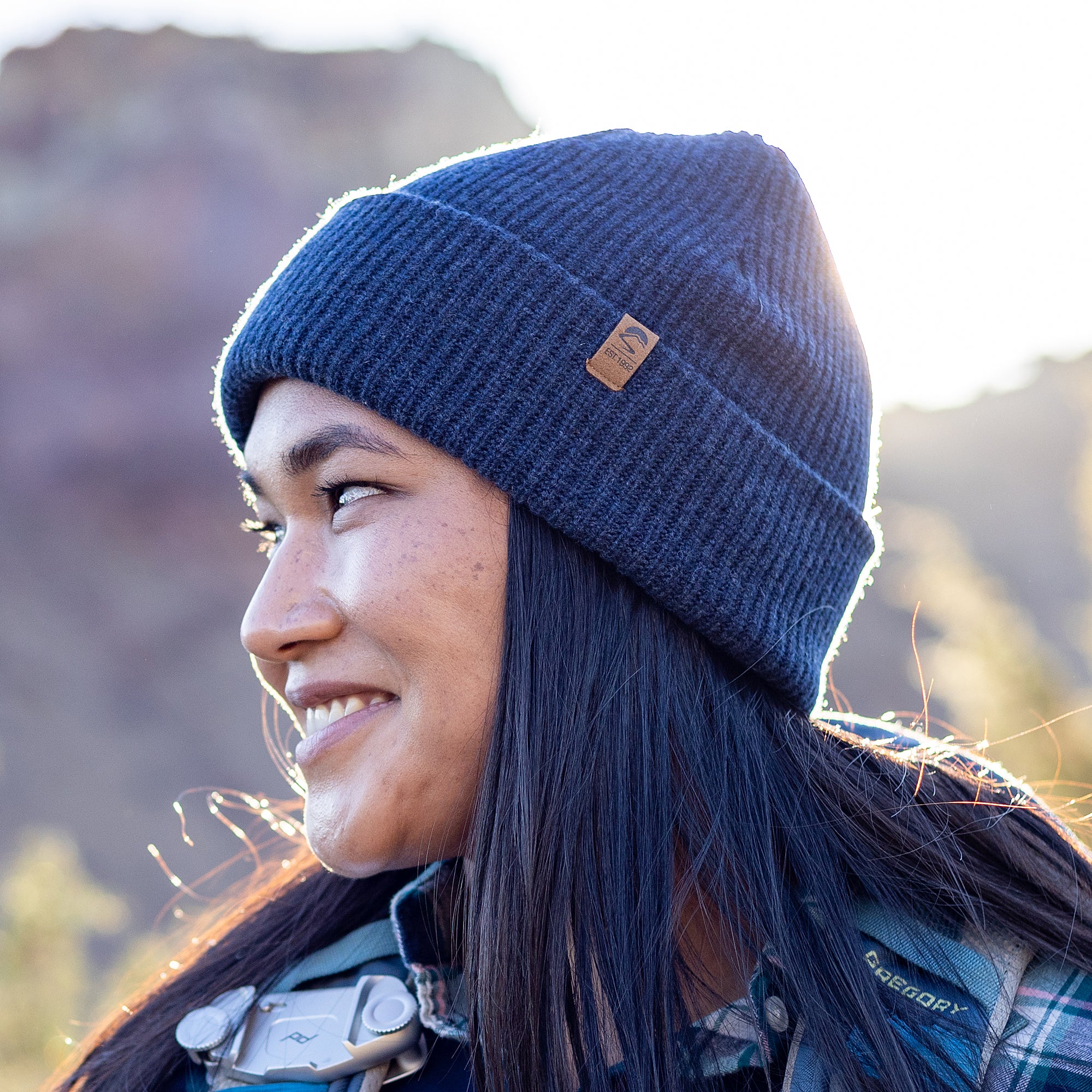Premium Merino Wool Beanie for Men & Women - Soft & Warm Winter Hat for Outdoor Activities, Skiing, Hiking & Cold Weather