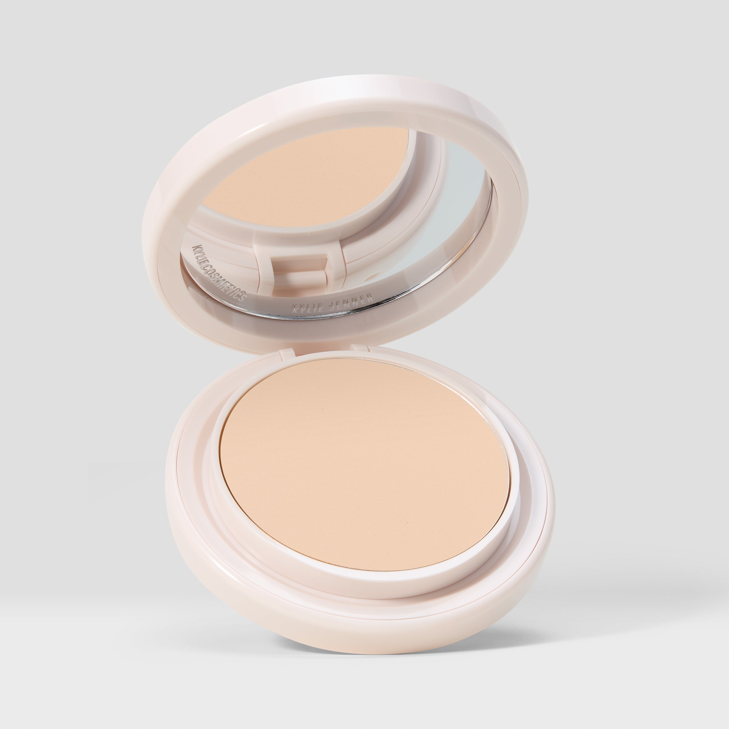 Natural Blur Powder Foundation - Oil-Free, Lightweight & Long-Lasting for Flawless Matte Finish | Perfect for Everyday Wear & Touch-Ups On-The-Go