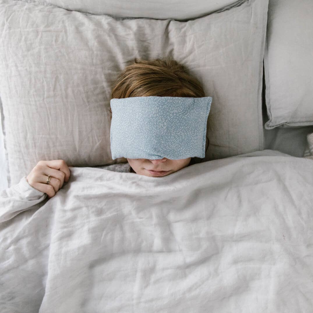 Lavender Eye Pillow for Sleep & Relaxation - Soft Gray Aromatherapy Eye Mask for Stress Relief, Insomnia & Travel - Perfect for Meditation, Spa & Airplane Use