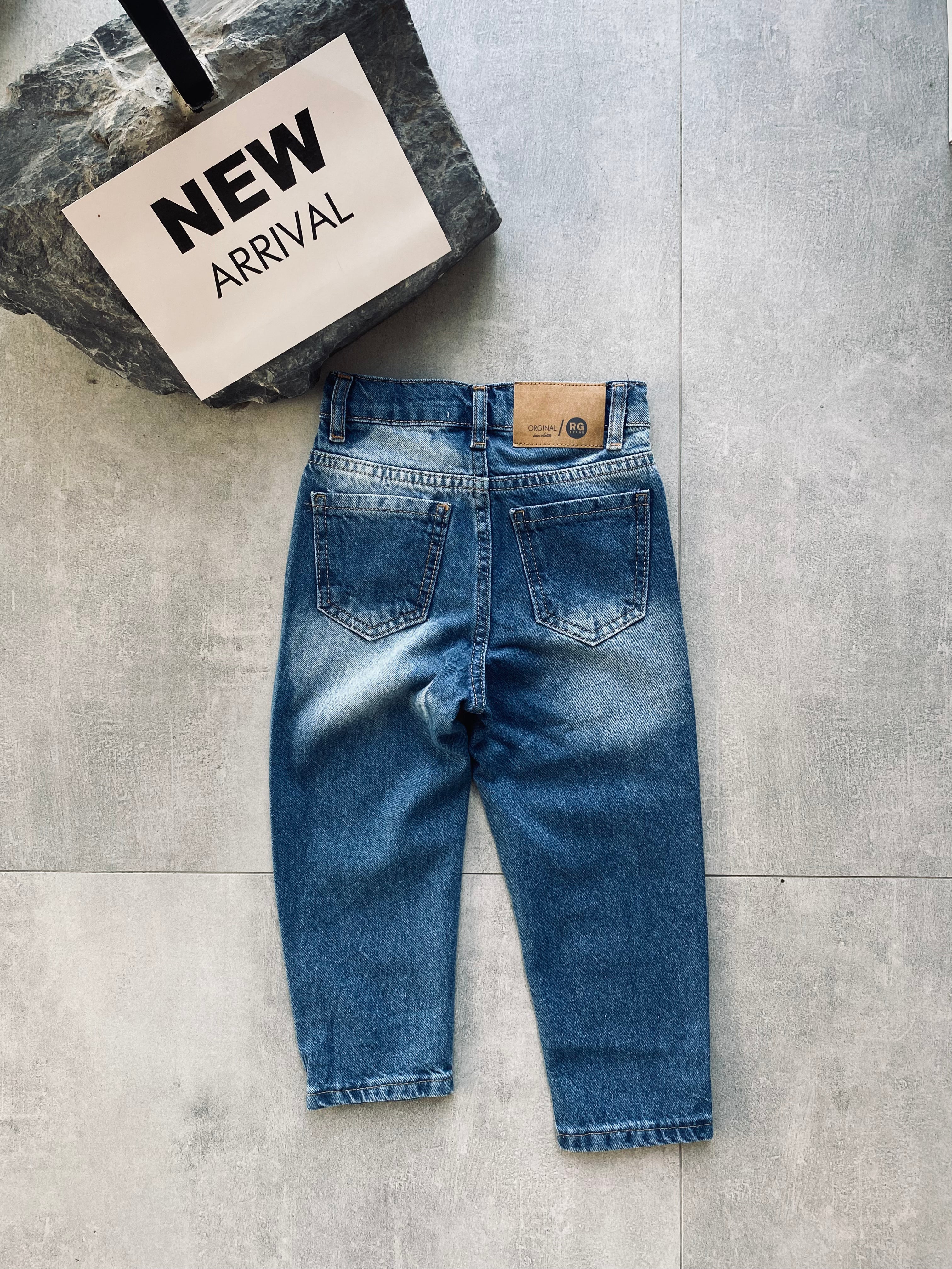 Kids Unisex Mom Jeans - High Waist Stretch Denim Pants for Boys & Girls - Trendy Vintage Style for School, Play & Everyday Wear