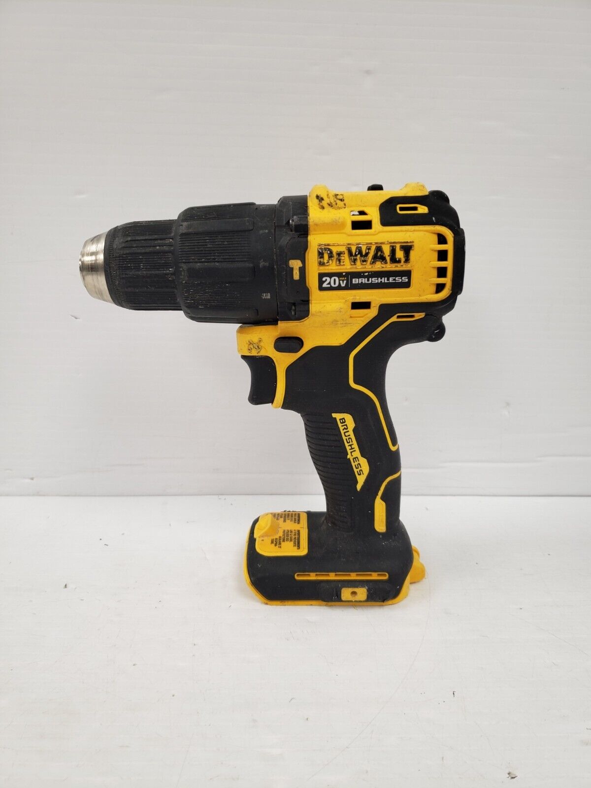 DEWALT DCD709 20V MAX XR Brushless Hammer Drill/Driver - Powerful Cordless Drill for Wood, Metal & Masonry - Ideal for DIY, Construction & Home Improvement Projects