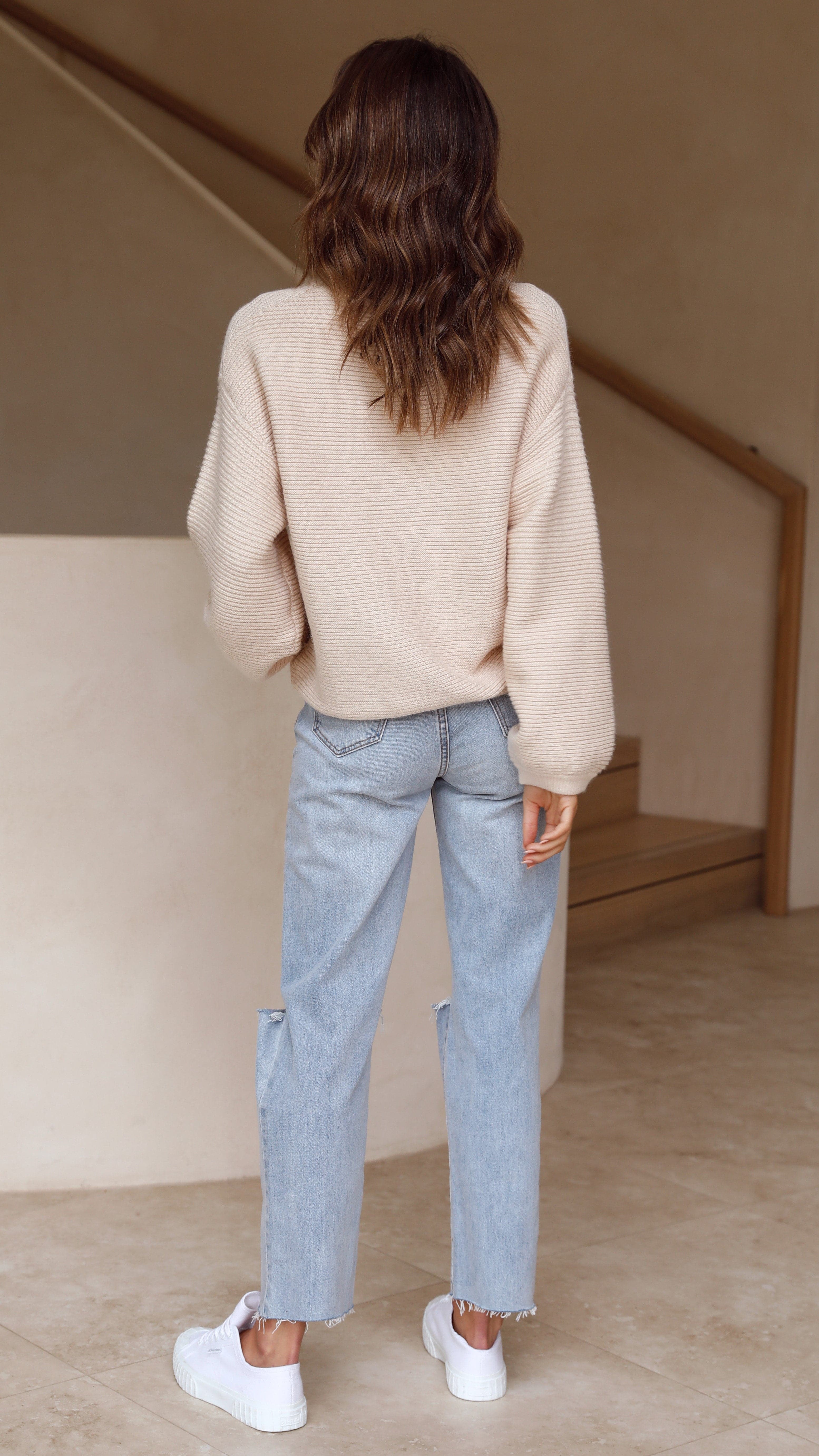 Carmel Knit Sweater Beige - Soft & Cozy Women's Pullover for Fall & Winter - Perfect for Casual Outfits, Office Wear & Holiday Gatherings