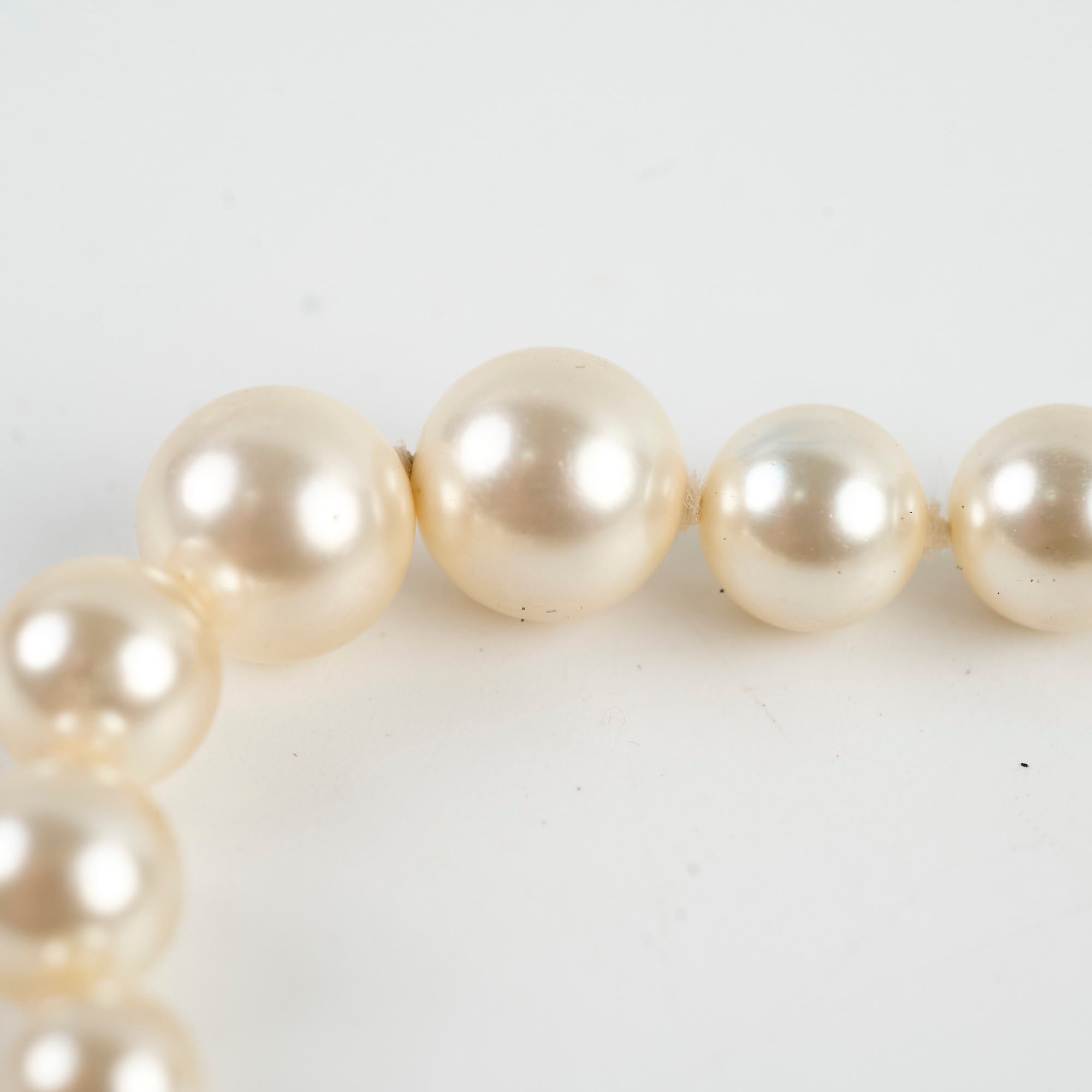 Chanel CC Logo Pearl Bracelet for Women - Luxury Fashion Jewelry Gift for Birthday, Anniversary & Special Occasions