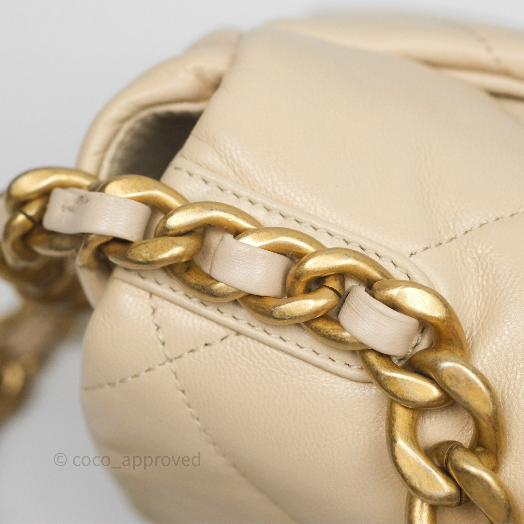 Chanel 19 Small Beige Handbag with Mixed Hardware - Luxury Designer Shoulder Bag for Women, Perfect for Everyday Use & Special Occasions