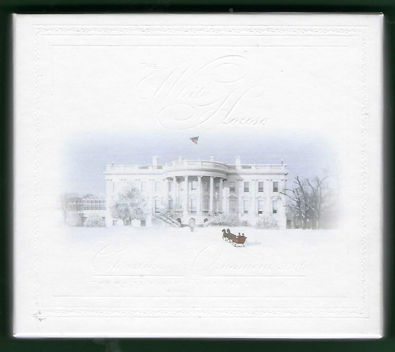 2006 White House Christmas Ornament - Tiffany Glass Style Holiday Decor for Tree, Gift & Collectible - Perfect for Christmas Decorations, White House Memorabilia & Holiday Gifting