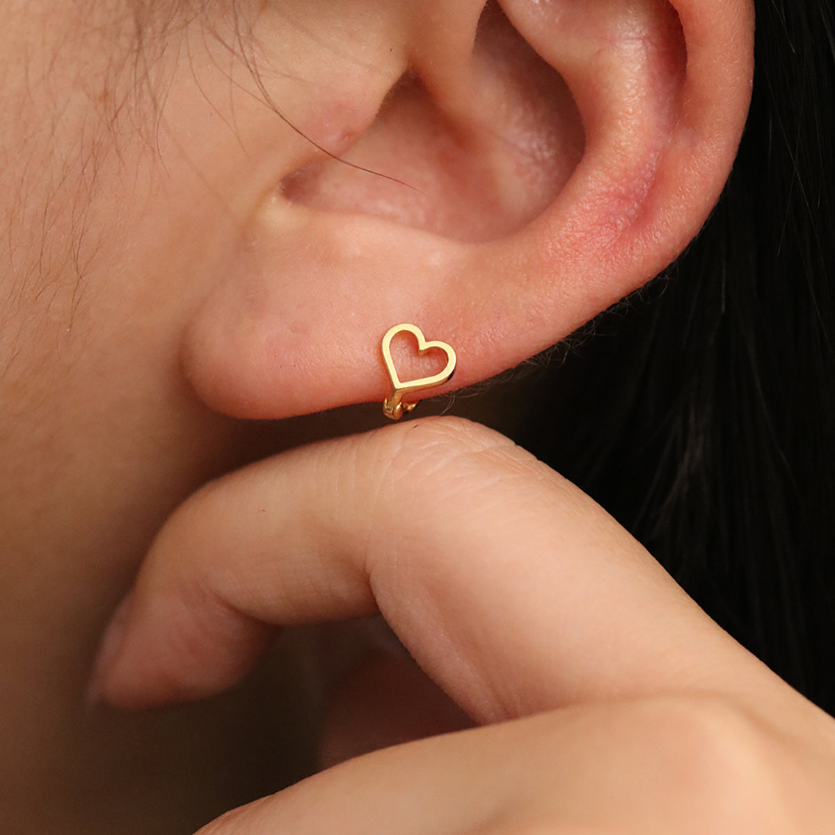 Line Heart Huggie Earrings - Dainty Gold Hoop Earrings for Women, Minimalist Cartilage Earrings for Everyday Wear, Perfect Gift for Valentine's Day, Anniversary or Birthday (Pair) | Trendy Jewelry for Casual Outfits & Date Nights