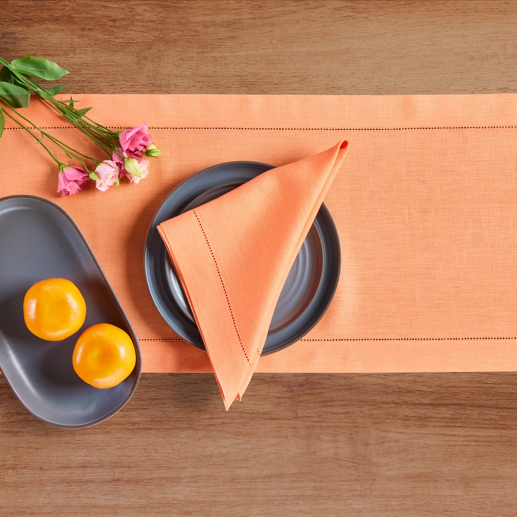 Elegant Classic Hemstitch Table Runner - Premium Linen Dining Decor for Weddings, Parties & Home Decor