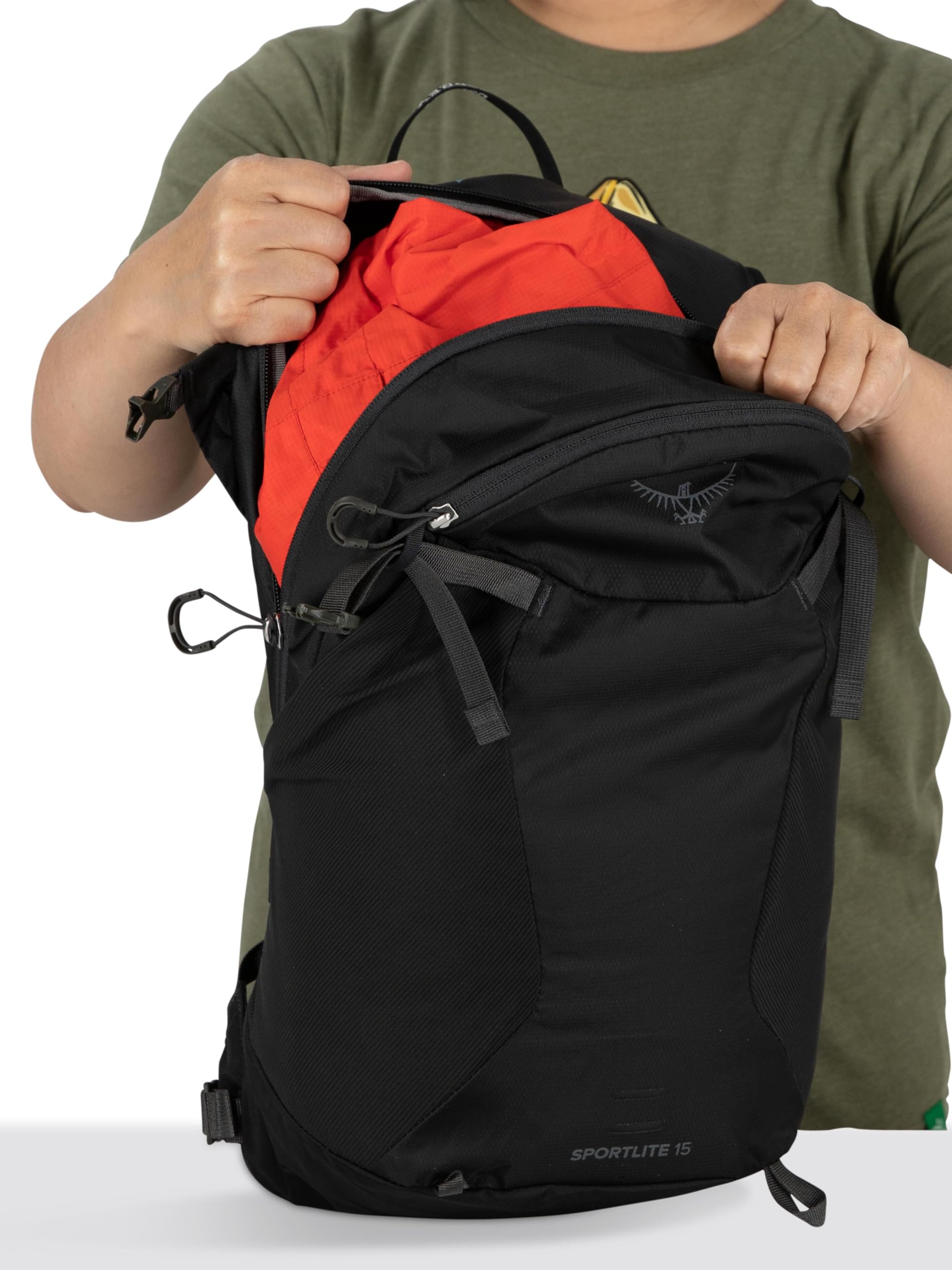 Osprey Sportlite 15L Unisex Hiking Backpack - Lightweight Daypack for Outdoor Adventures, Travel & Camping | Pine Leaf Green