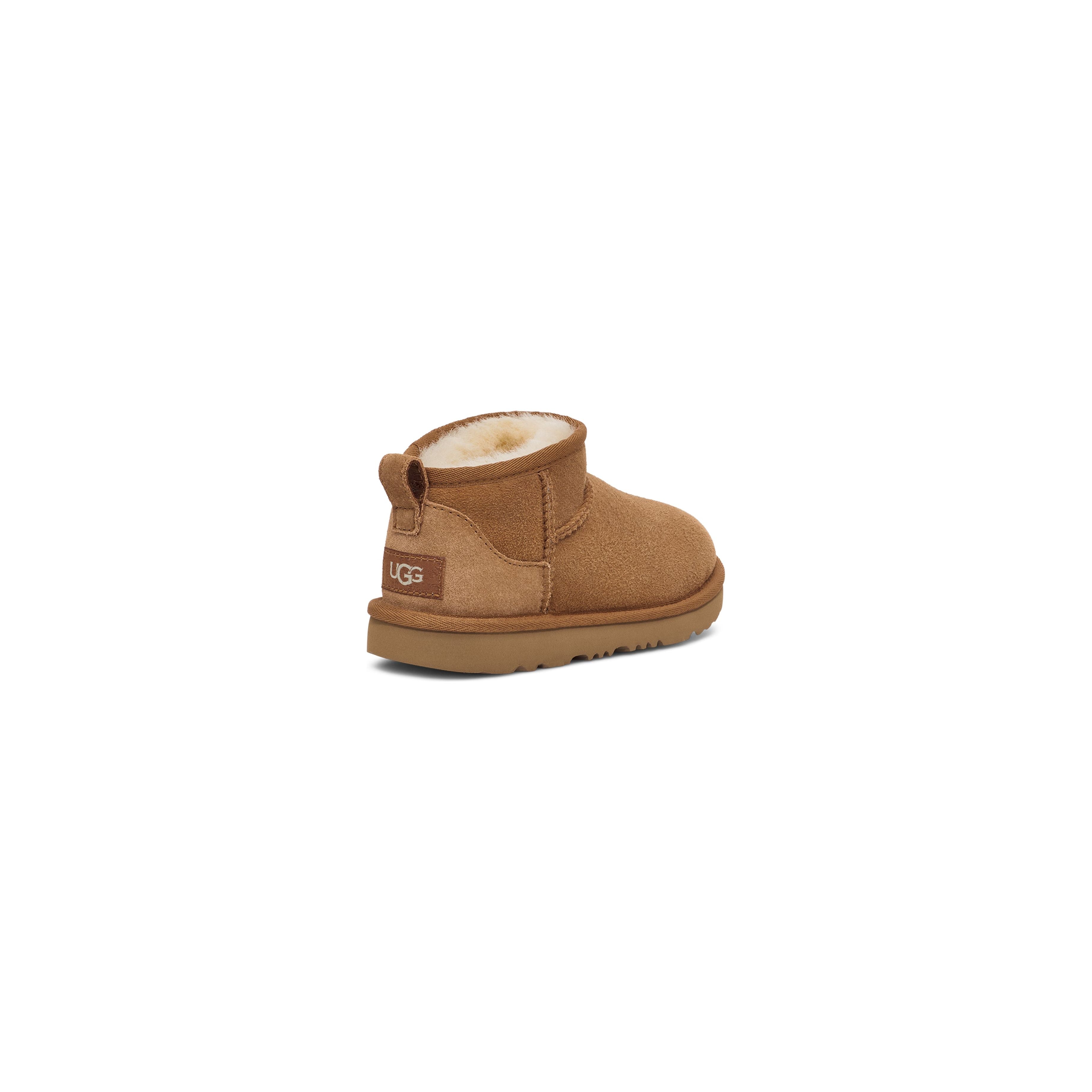 UGG Kid's Classic Ultra Mini Boots in Chestnut - Warm & Comfortable Winter Boots for Girls & Boys - Perfect for School, Snow & Outdoor Play