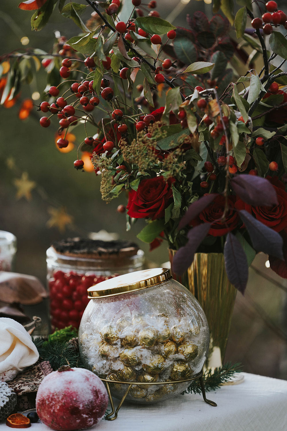 Hand Blown Glass Storage Jar - Airtight Kitchen Canister for Flour, Sugar & Coffee - Perfect for Pantry Organization & Home Decor