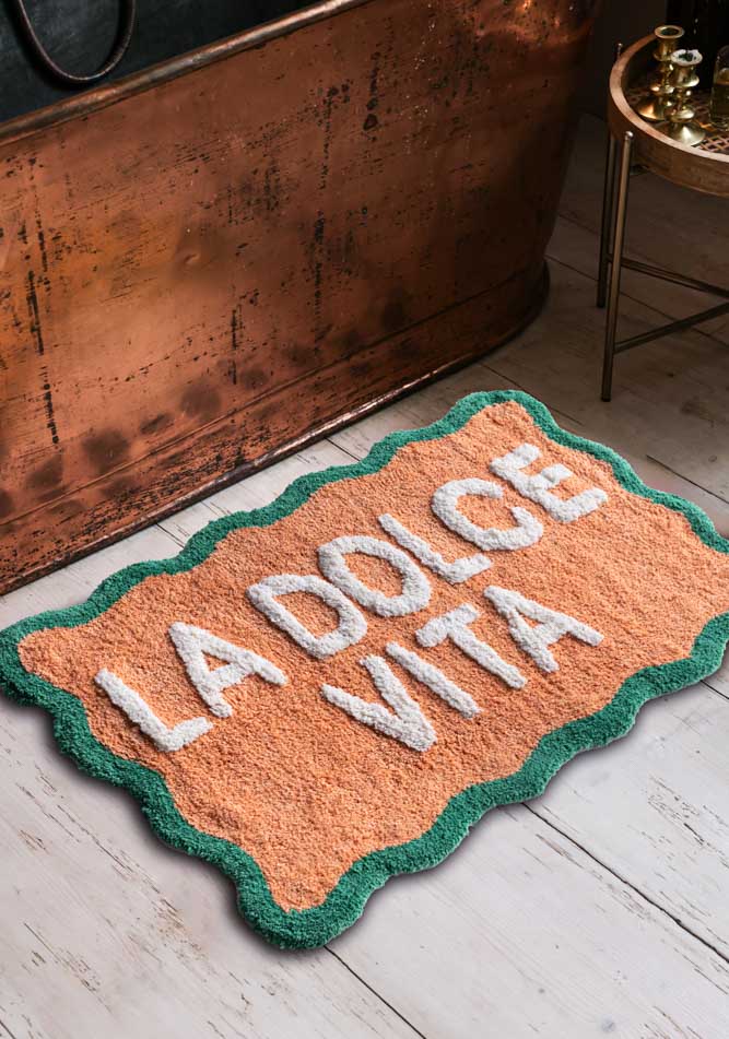 Soft Peach La Dolce Vita Bath Mat - Plush Absorbent Non-Slip Bathroom Rug for Spa, Shower & Vanity Area - Elegant Home Decor for Modern Bathrooms