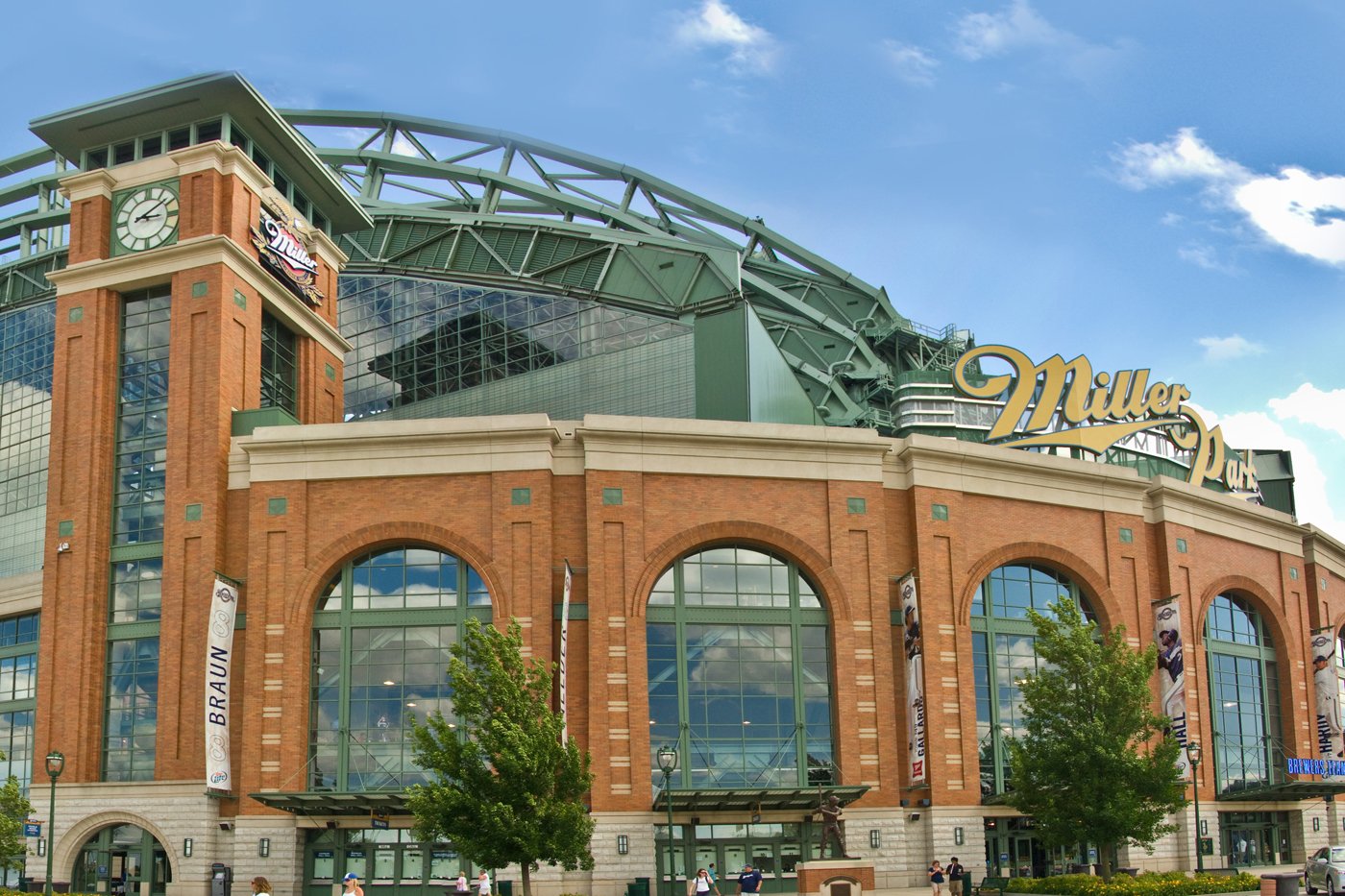 Miller Park Milwaukee Brewers 36x24 Inch Gallery Wrapped Canvas Wall Art - Perfect for Baseball Fan Cave Decor, Sports Bar, or Man Cave