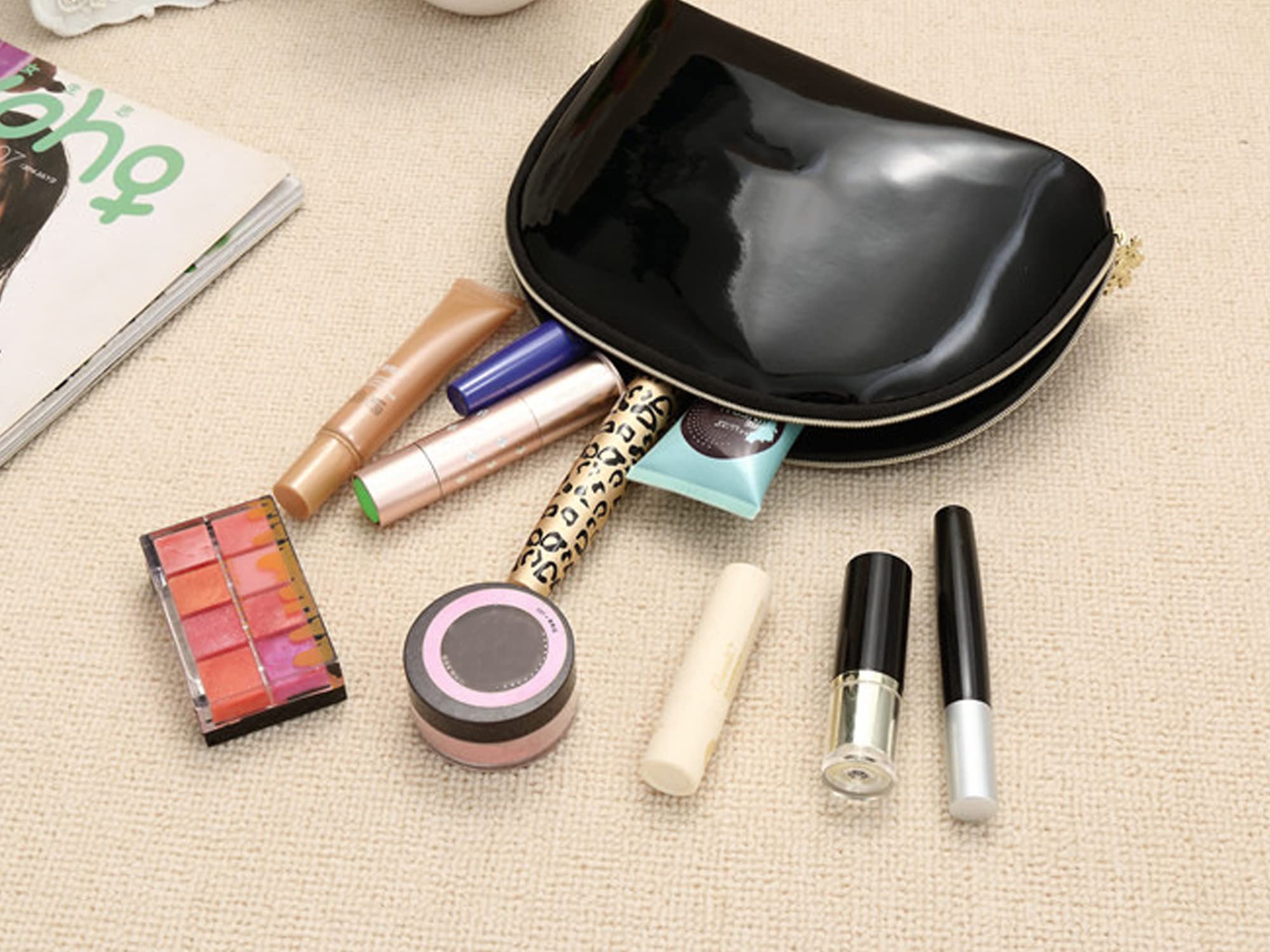 ZLMBAGUS Fashion Cosmetic Bag - Waterproof Patent Leather Makeup Pouch with Wrist Strap & Zipper Closure - Travel Organizer for Makeup, Jewelry, Coins & Essentials - Perfect for Daily Use, Travel & Gifts