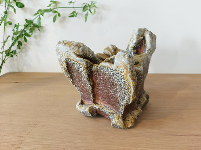 Small Kaiki Vessel by Shūji Haneishi - Handcrafted Japanese Ceramic Tea Bowl for Matcha & Traditional Tea Ceremony | Perfect for Zen Meditation & Home Decor