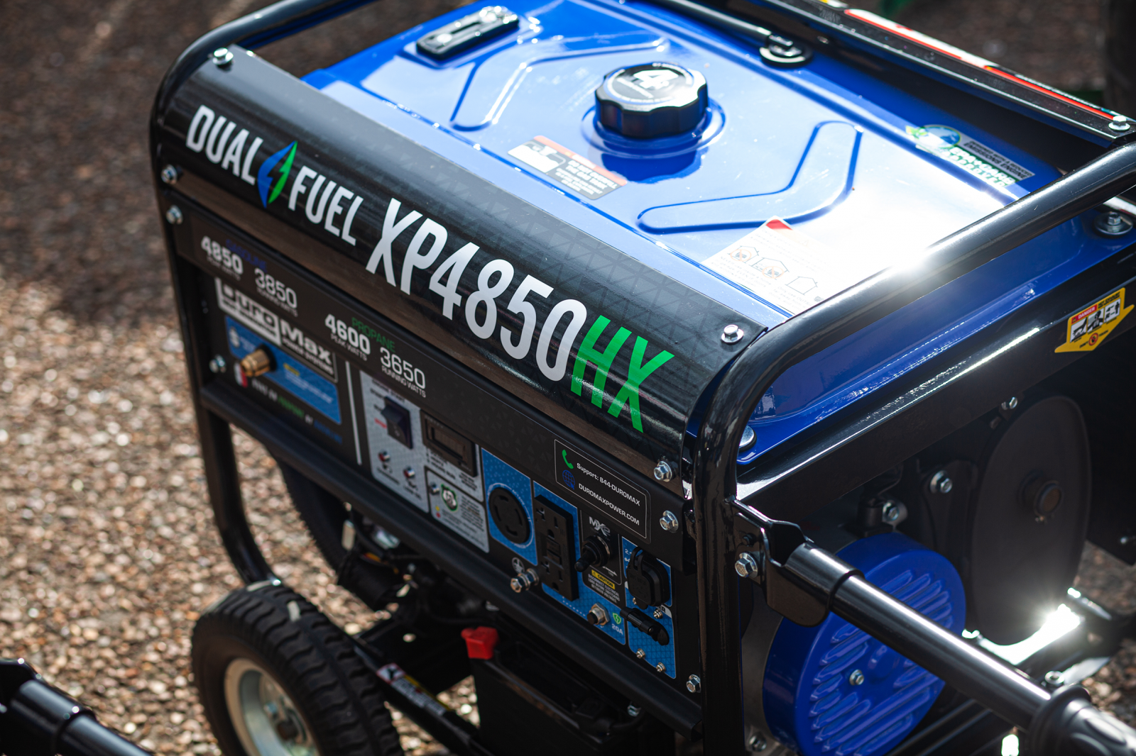 8500W Dual Fuel Portable Inverter Generator with CO Alert - Reliable Power for Camping, RV Trips & Emergency Backup