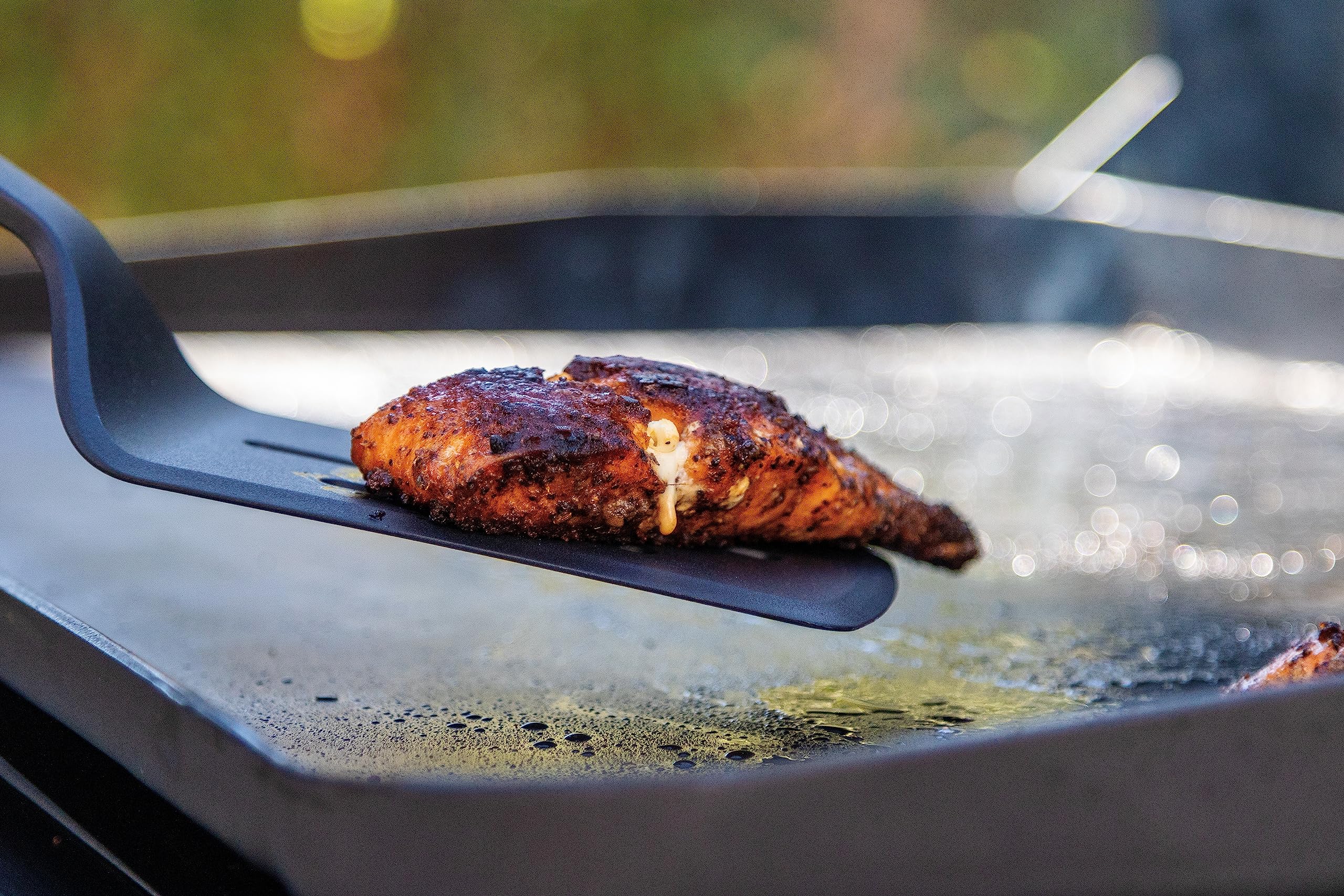 Pit Boss Ultimate Griddle Slotted Spatula - Heavy Duty Stainless Steel Turner with Wood Handle for BBQ, Grilling & Pancakes (Black, 40932) - Perfect for Outdoor Cooking, Camping & Backyard Parties