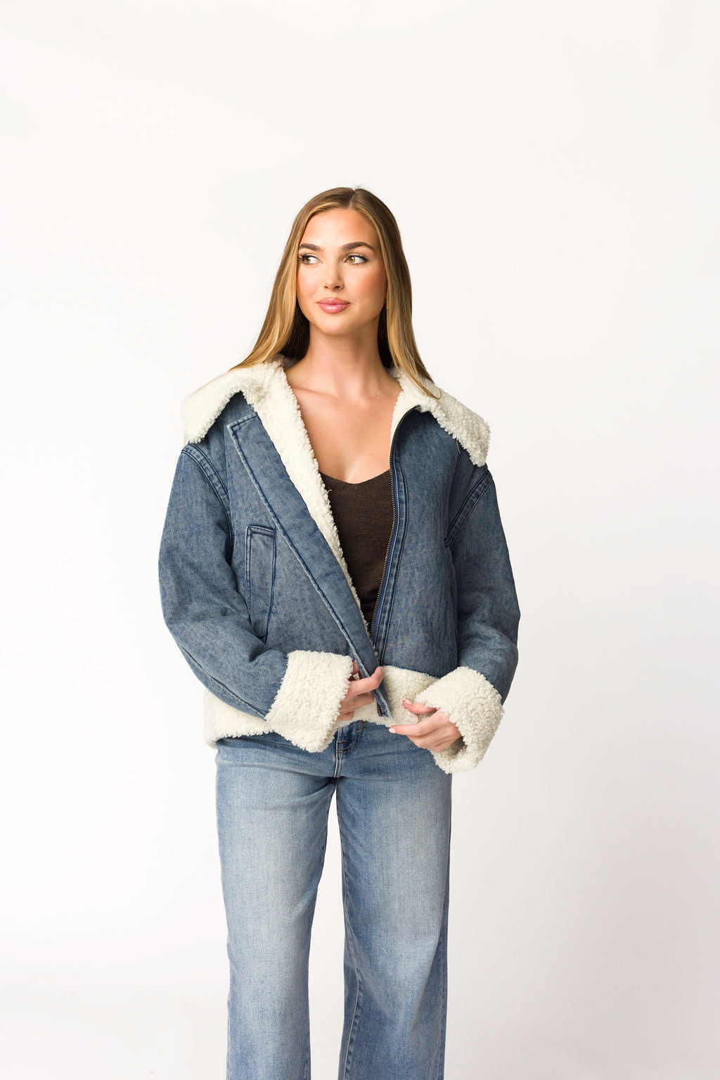 Caitlyn Sherpa & Denim Jacket for Women - Cozy Fleece Lined Winter Jacket with Stylish Distressed Denim - Perfect for Outdoor Adventures & Casual Streetwear