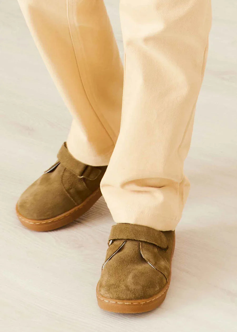 Premium Green Suede Sneakers for Women - Comfortable & Stylish (Size 24-34 EU) - Perfect for Casual Wear, Office & Outdoor Activities