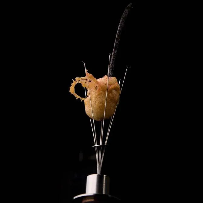 Stainless Steel Squid Wire Food Holder - Perfect for BBQ, Grilling, and Serving Appetizers at Parties