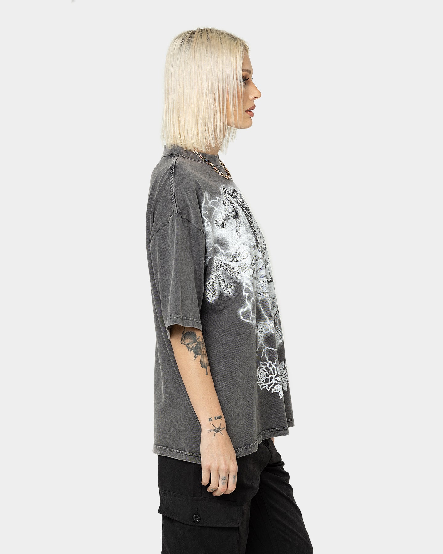 404 Pegasus Vintage T-Shirt for Men & Women - Soft Cotton Graphic Tee - Charcoal Grey - Retro Gaming & Casual Streetwear Style