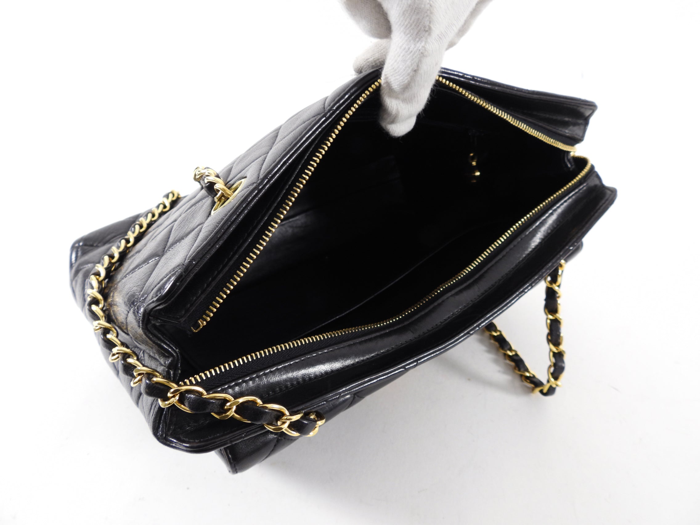 Vintage Chanel 1996 Small Black Lambskin Chain Shoulder Bag - Classic Luxury Crossbody Purse for Women, Perfect for Evening Parties & Date Nights