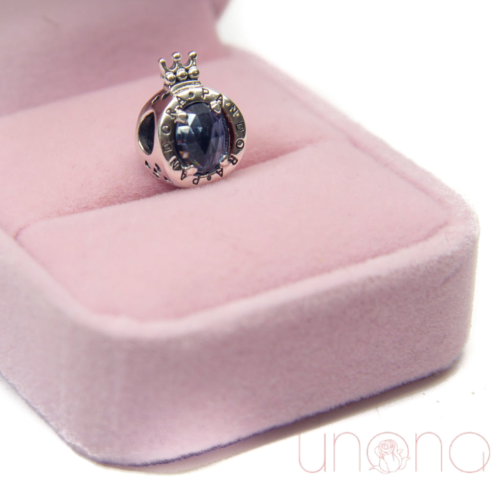 Sparkling Crown Charm Necklace - Elegant Jewelry for Women, Perfect for Parties, Weddings & Special Occasions
