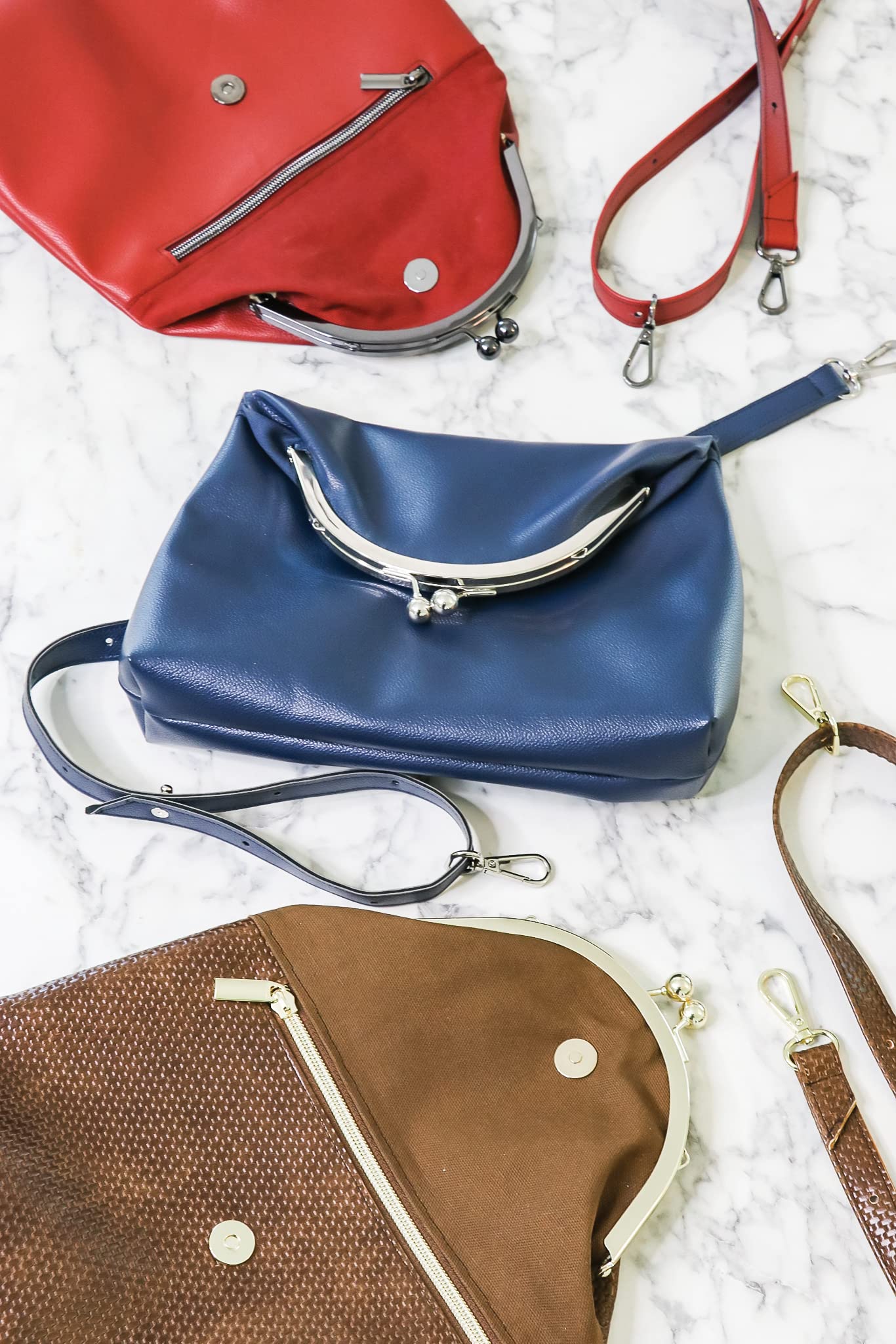 Making Bags: A Complete Guide to Supplies, Skills & Techniques for Sewing Professional Bags - 5 Beginner Projects for DIY Tote Bags, Purses & Handbags | Perfect for Home Sewing, Crafting & Gift Making