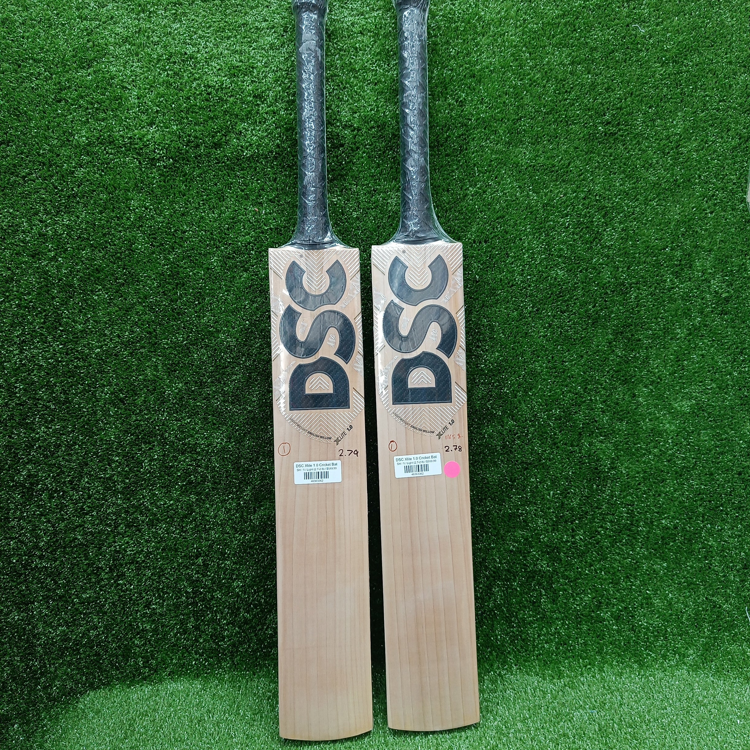 DSC Xlite 1.0 Cricket Bat - Premium Lightweight Cricket Bat for Professional & Amateur Players - Perfect for Matches, Practice & Training Sessions