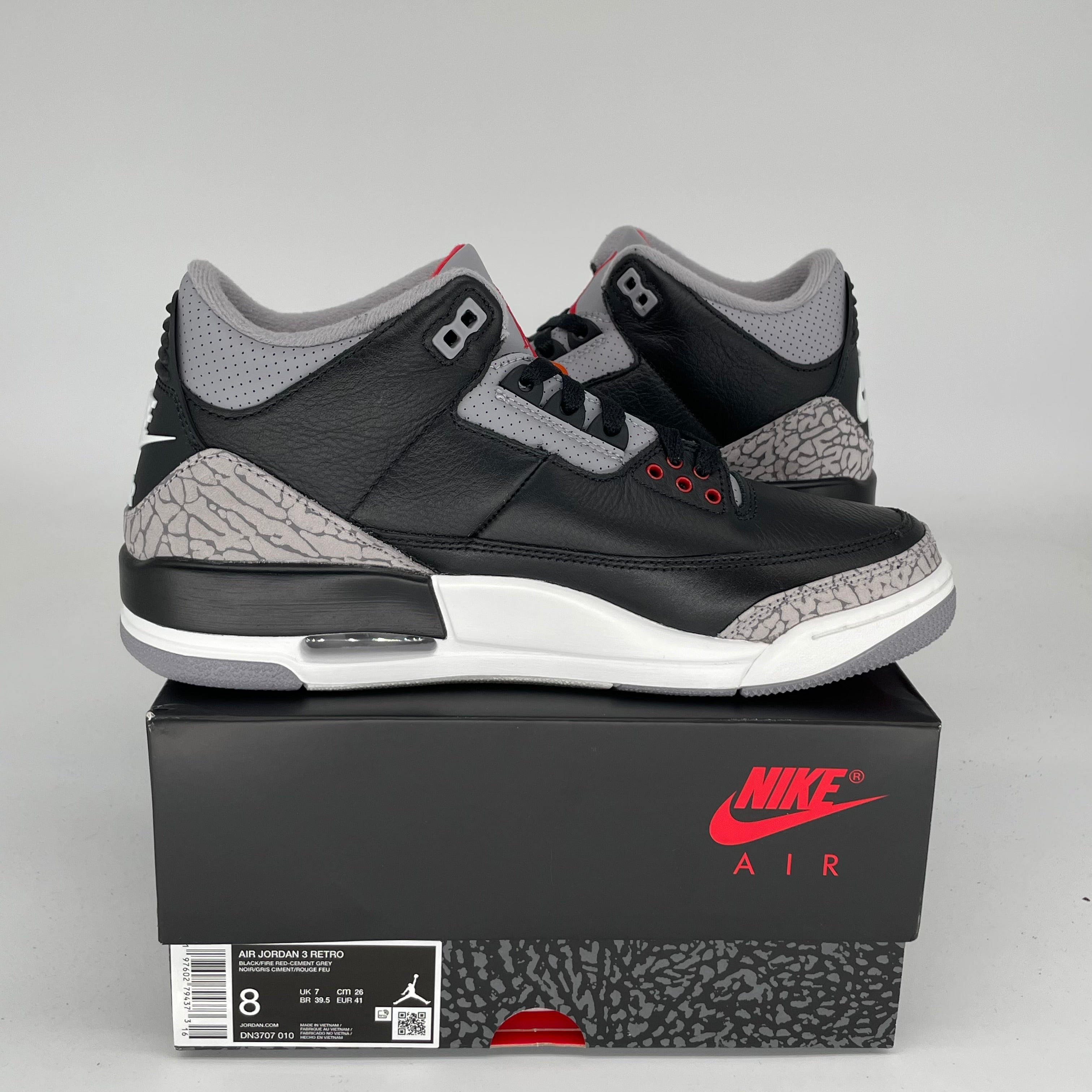 Original Air Jordan 3 Retro 'Black Cement' Men's Basketball Shoes - Size 8 (DN3707-010) - Iconic Sneakers for Streetwear & Basketball Performance