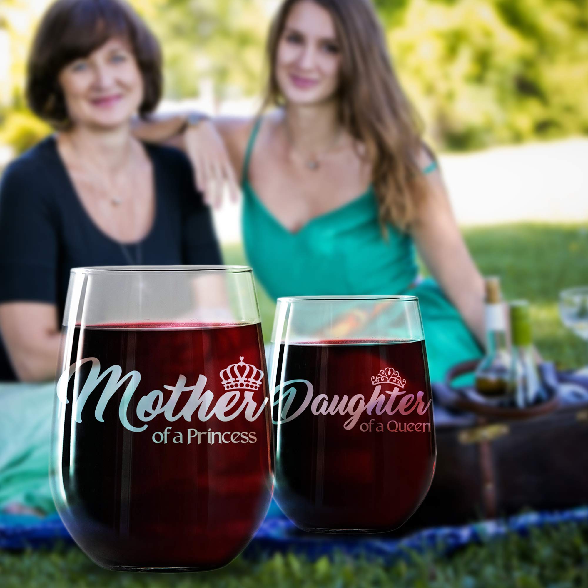 Mother Daughter Wine Glass Gift Set - 2 Stemless 17oz Glasses - 'Mother of a Princess, Daughter of a Queen' - Elegant Birthday & Mother's Day Gifts for Women - Perfect for Mother-Daughter Bonding, Girls' Night, and Special Celebrations