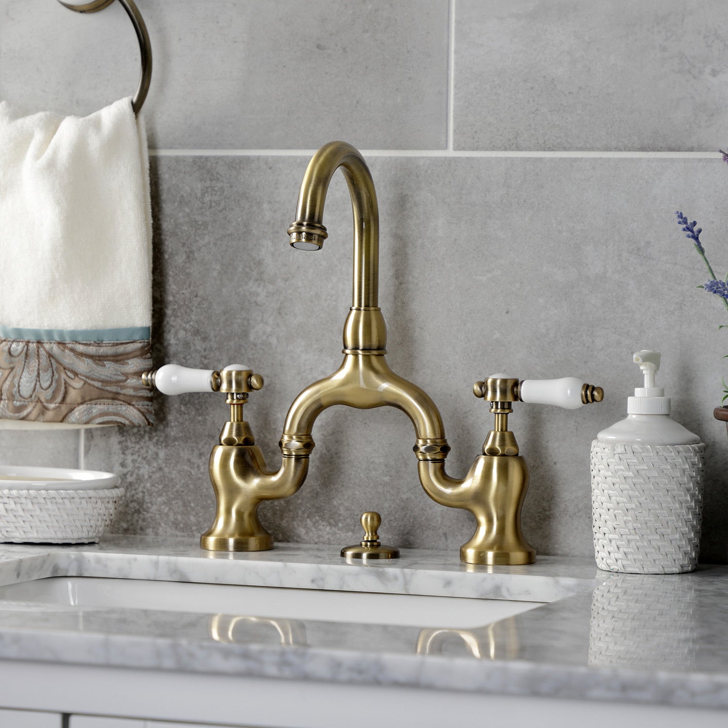 Bel Air KS7993BPL Two Handle 3 Hole Deck Mount Bridge Bathroom Faucet with Brass Pop Up - Antique Brass Finish for Vintage Style Bathrooms - Perfect for Bathroom Sinks, Vanities, and Powder Rooms
